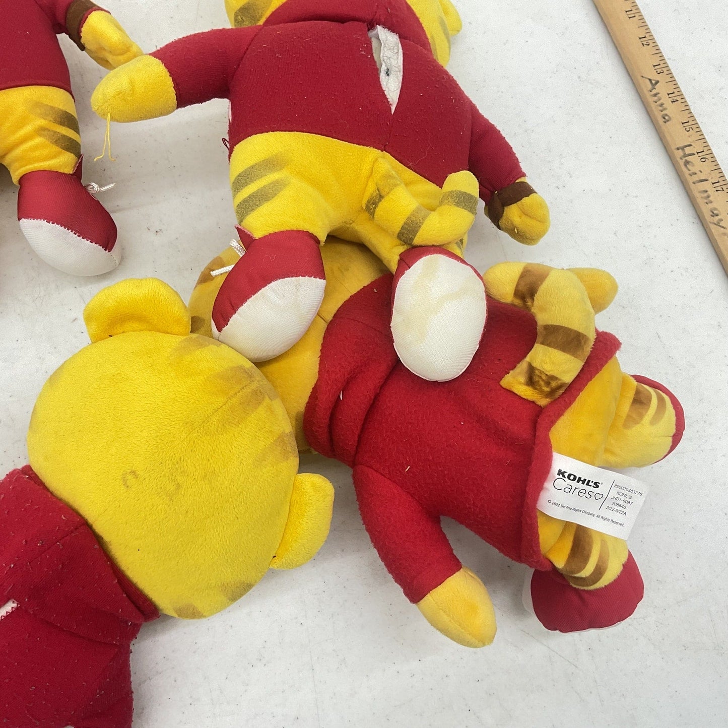 4 Kohl's Cares Daniel Tiger's Neighborhood Multicolor Stuffed Animal Preowned - Warehouse Toys
