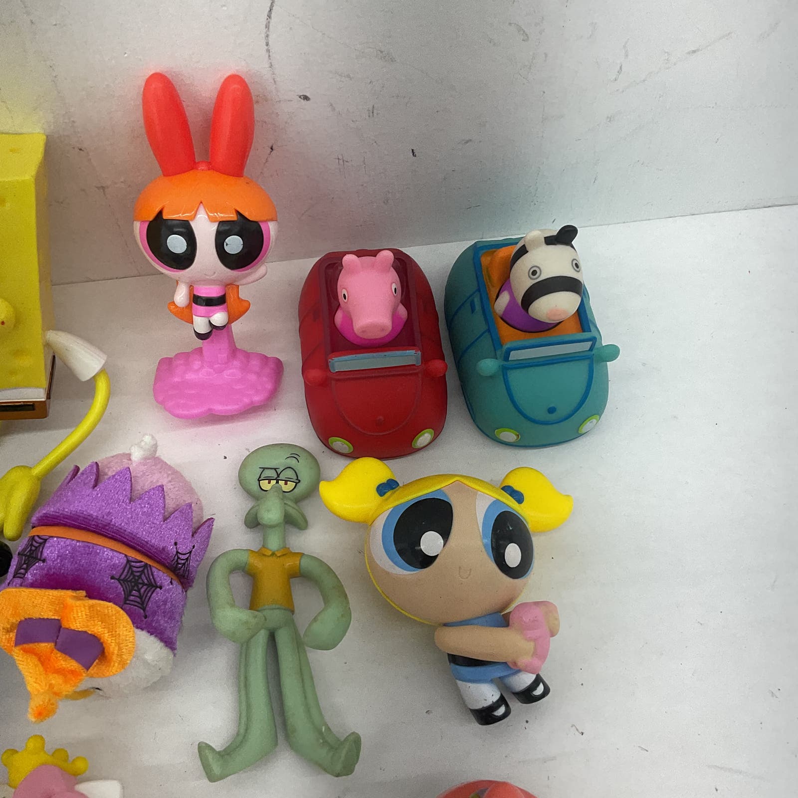 Assorted Multicolor Toy Figure Lot Spongebob Powerpuff Girls Hello Kitty - Warehouse Toys