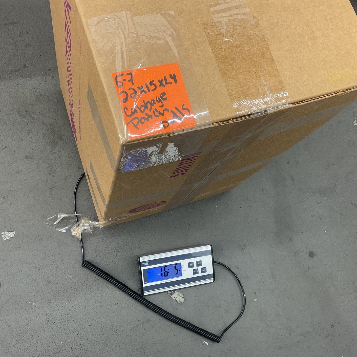 Hasbro Preowned Cabbage Patch Kids Doll Playset Newborn Yellow and Pink Dress - Warehouse Toys