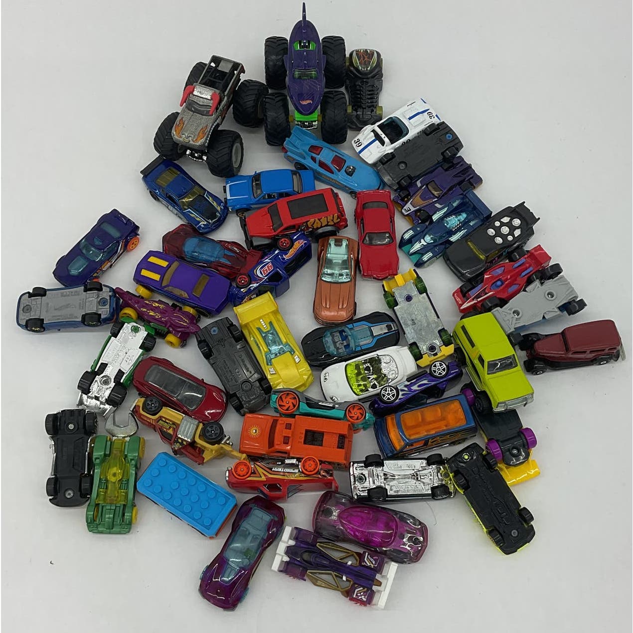 Hot wheels lot for sale on sale