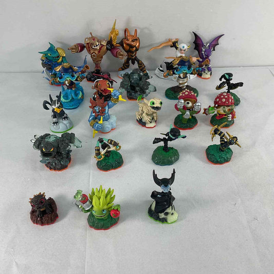 LOT of 22 Activision Video Game Skylanders Giant Action Figures Loose - Warehouse Toys