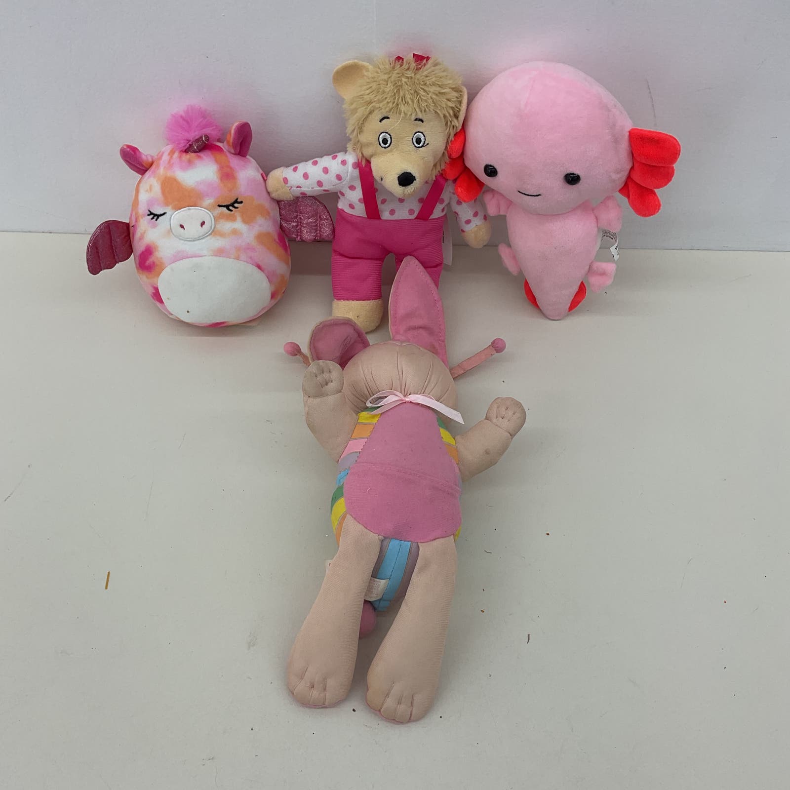 LOT Pink Axoltol Squishmallow Winged Cow CPK Bunny Bee Berenstain Bear Plush - Warehouse Toys