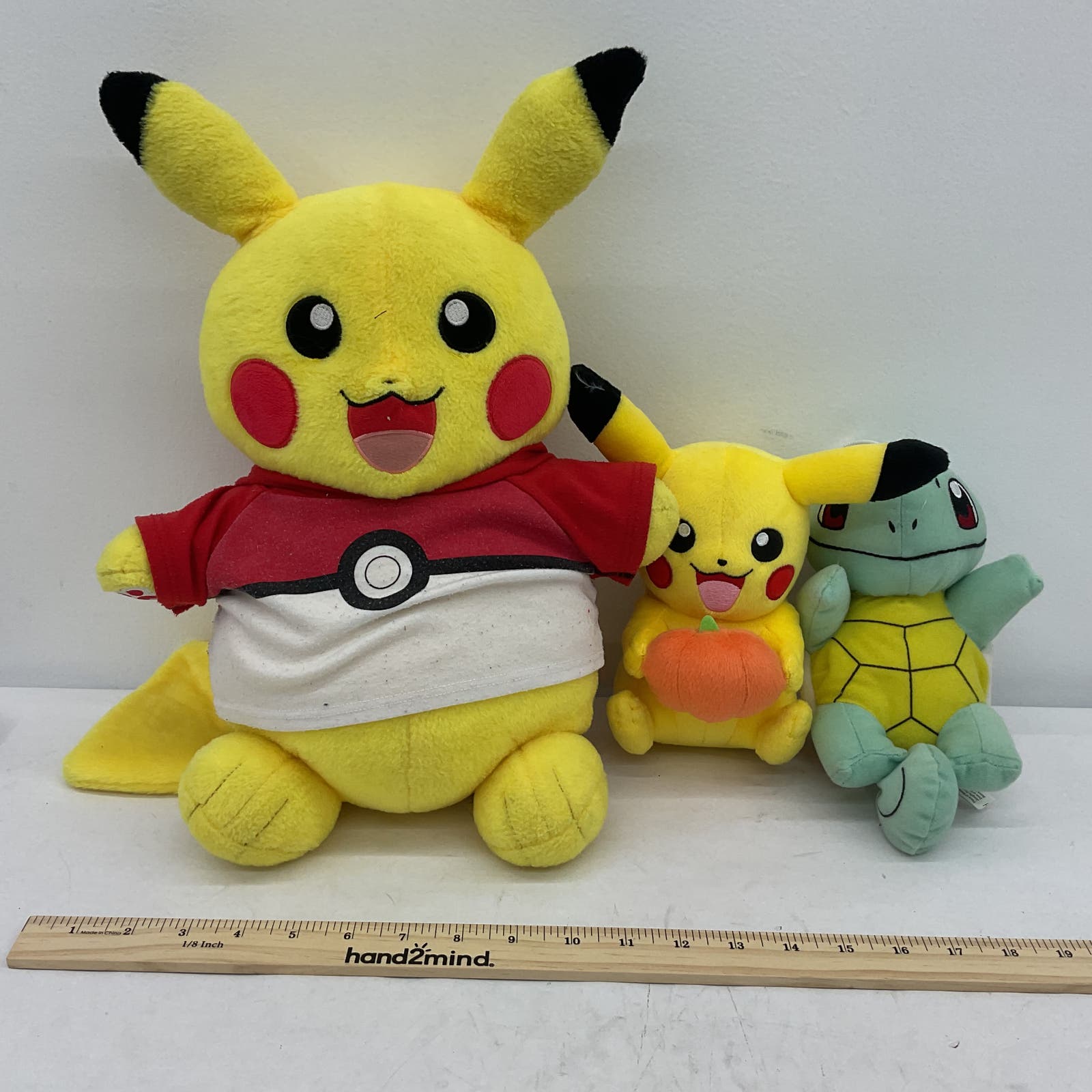 Pokemon plush Lot pikachu deals and Squirtle