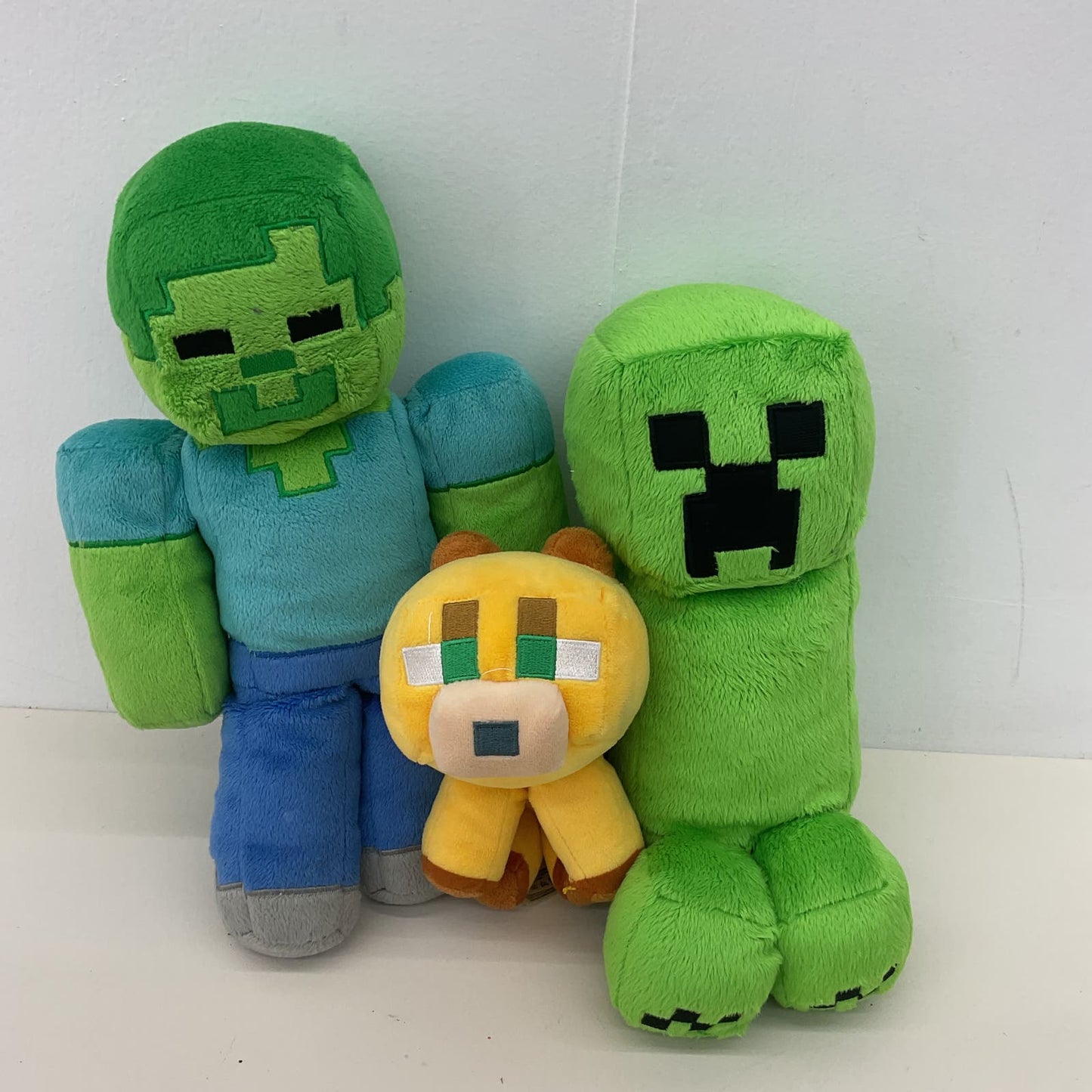 Preowned Minecraft Hulk Green Creeper Yellow Cat Character Plush Toys - Warehouse Toys