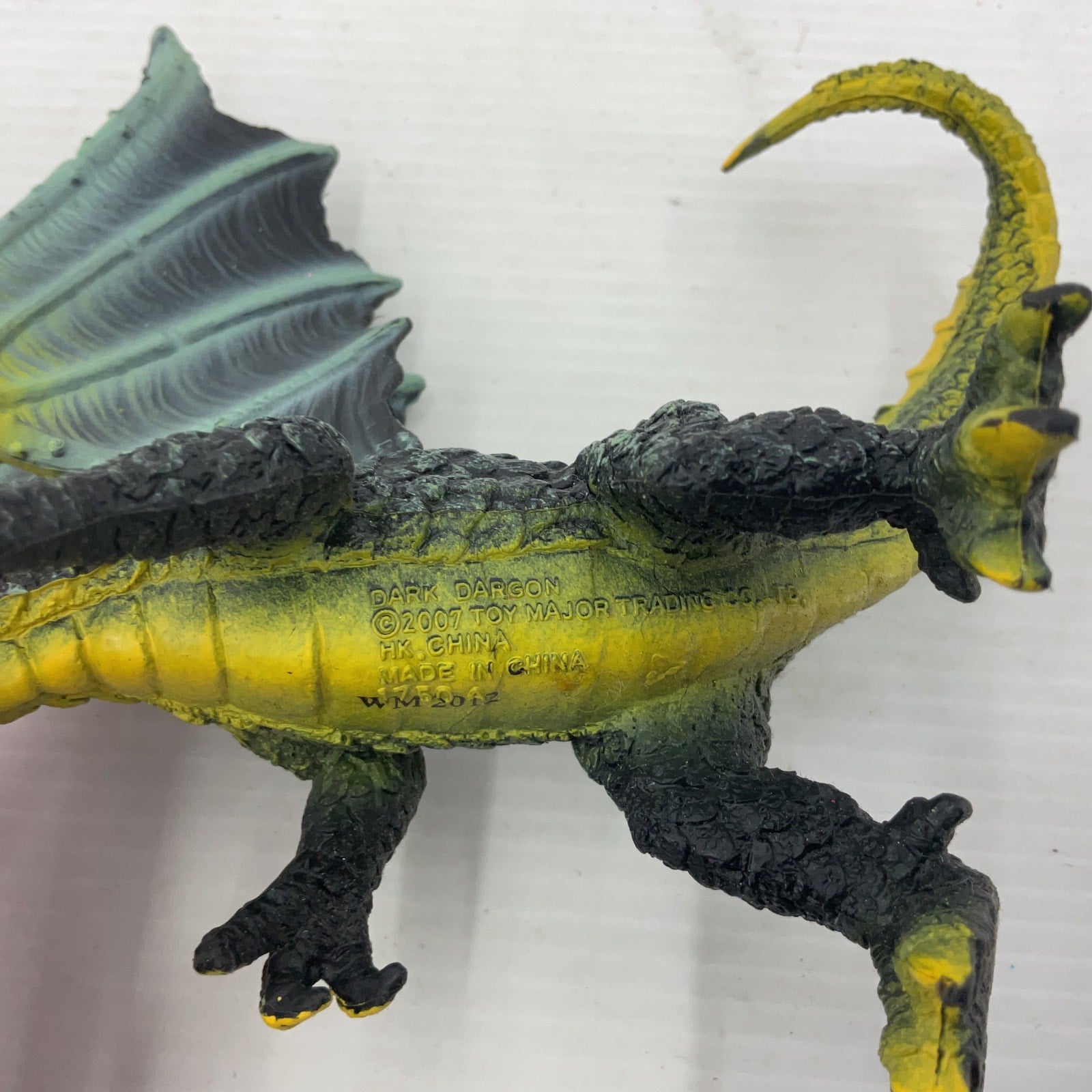 1+ LB Mixed Lot Dragons Medieval Fantasy Play Action Figures Plastoy Pre - Owned - Warehouse Toys