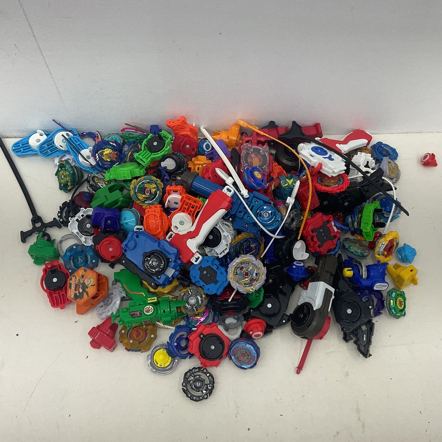 10 lb LOT Hasbro Beyblades 2010s Toys Party Favors Preowned - Warehouse Toys