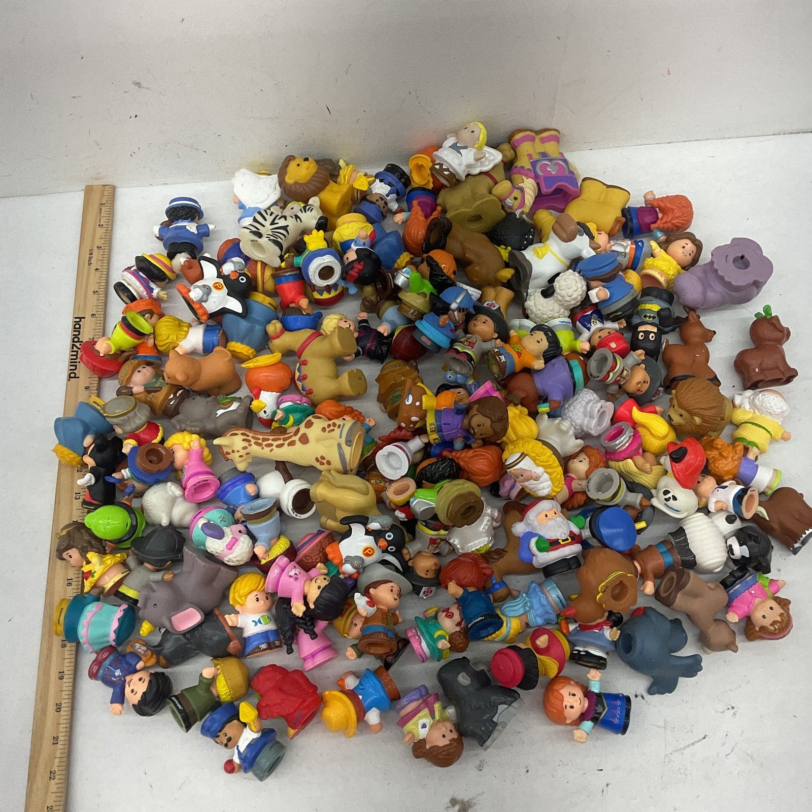 10 lbs Fisher Price Little People Animals Humans Holiday Figures Preowned LOT - Warehouse Toys