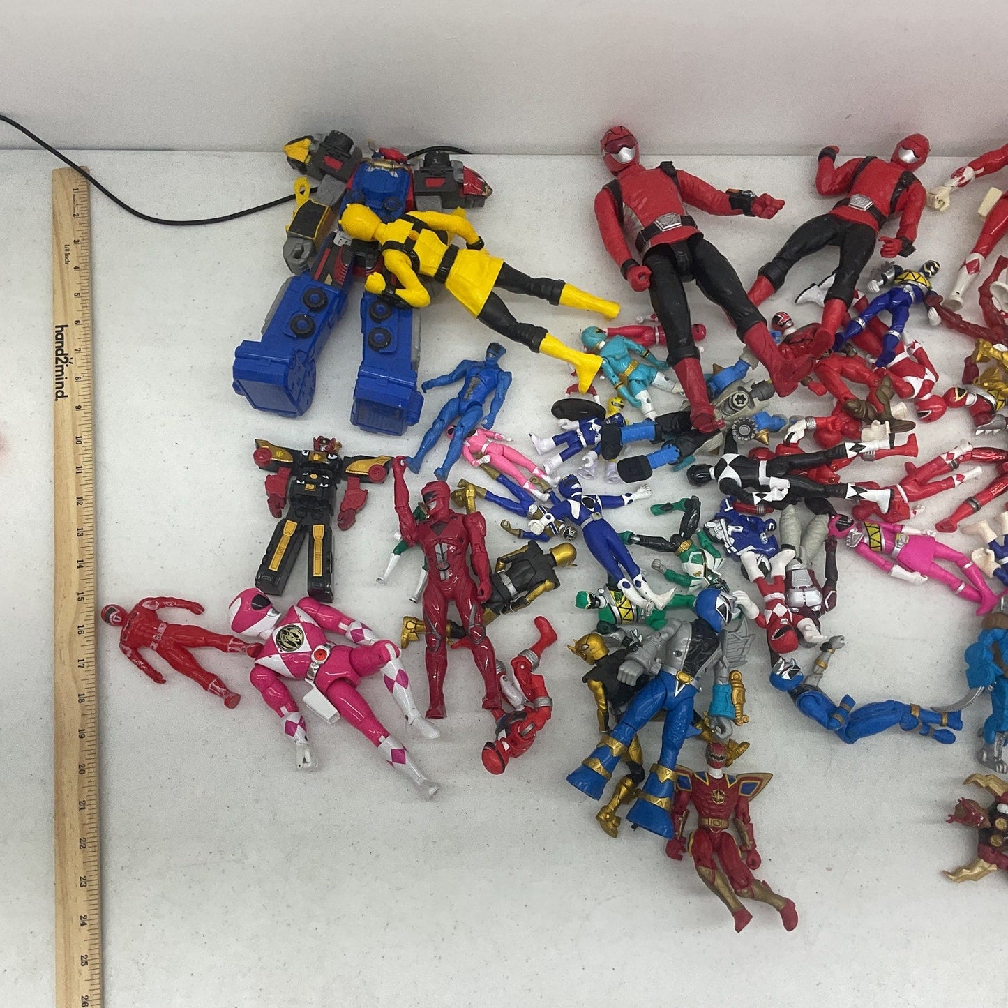 10 LBS LOT Power Rangers Pink Red Blue Rangers Action Figure Collection - Warehouse Toys