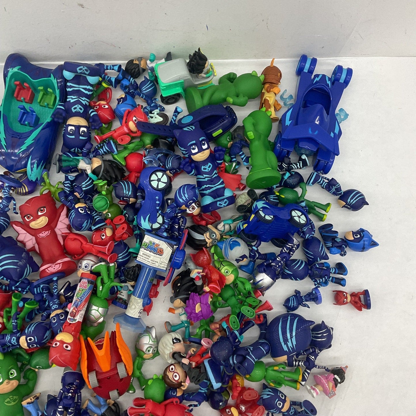 10 lbs PJ Masks Action Figure Collection Preowned Mixed Loose LOT Toys Vehicles - Warehouse Toys