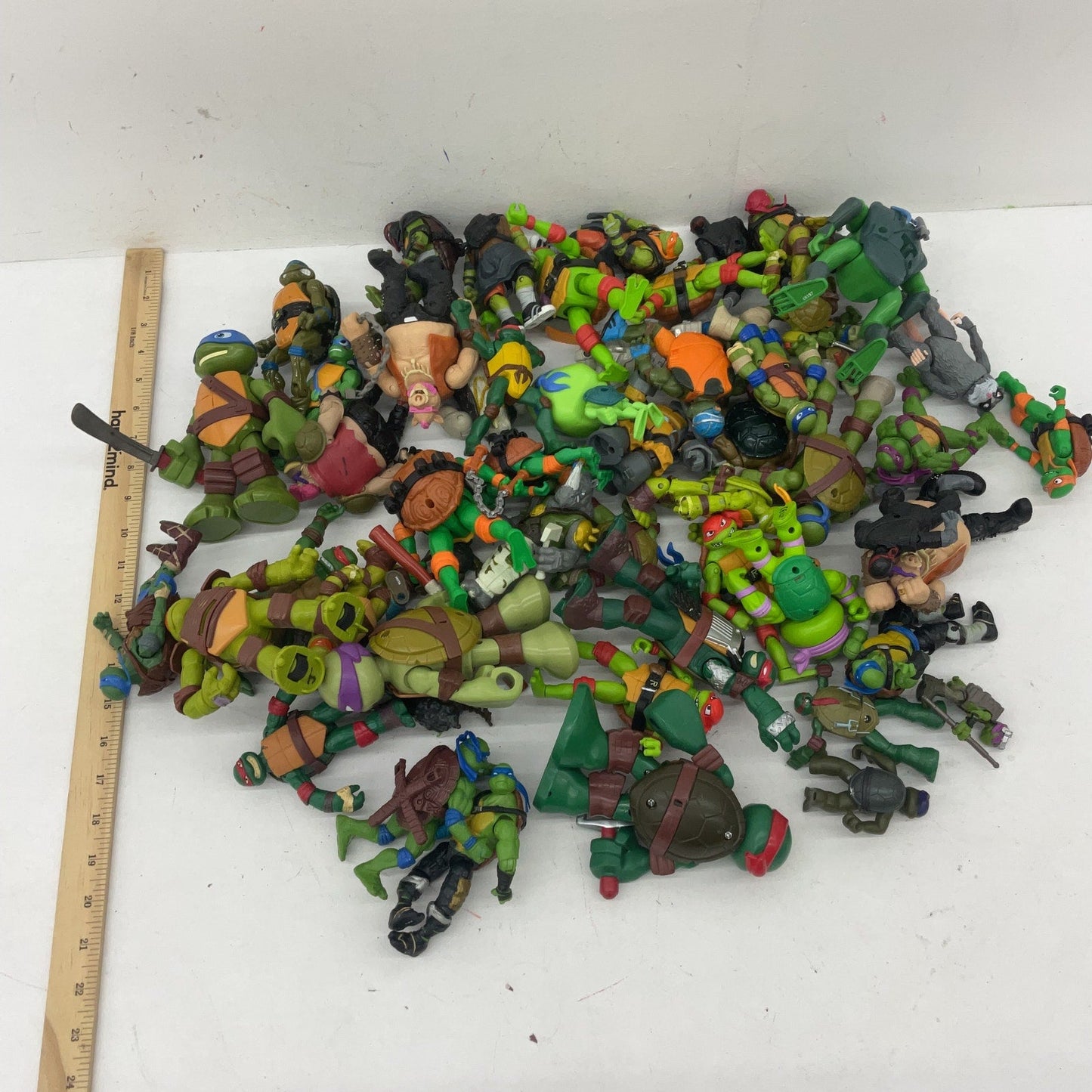 10 lbs Preowned TMNT Action Figure Collection Ninja Turtles LOT Toys Vehicles - Warehouse Toys