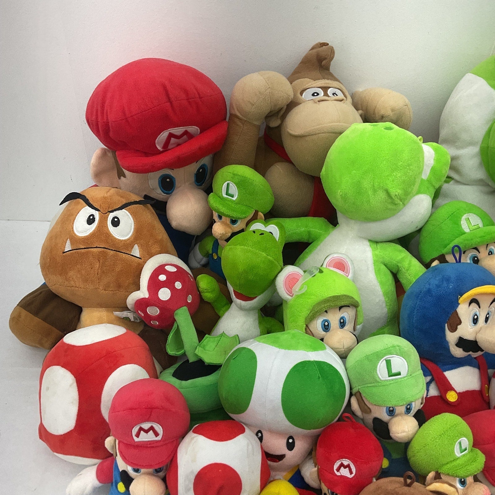 12 lbs Mixed Preowned LOT Nintendo Super Mario Bowser Goomba Kong Plush Dolls - Warehouse Toys