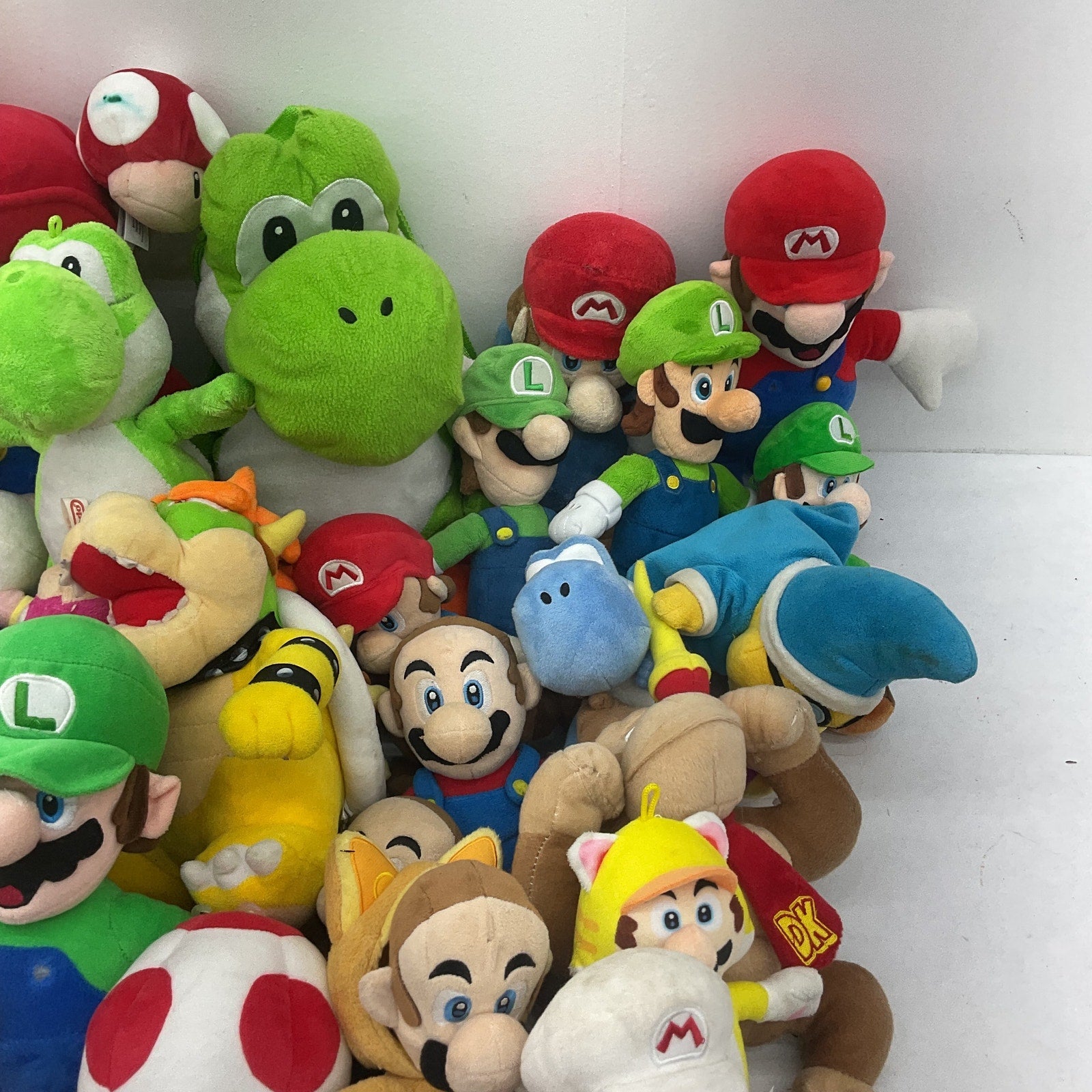 12 lbs Mixed Preowned LOT Nintendo Super Mario Luigi Yoshi Toad Plush Dolls - Warehouse Toys