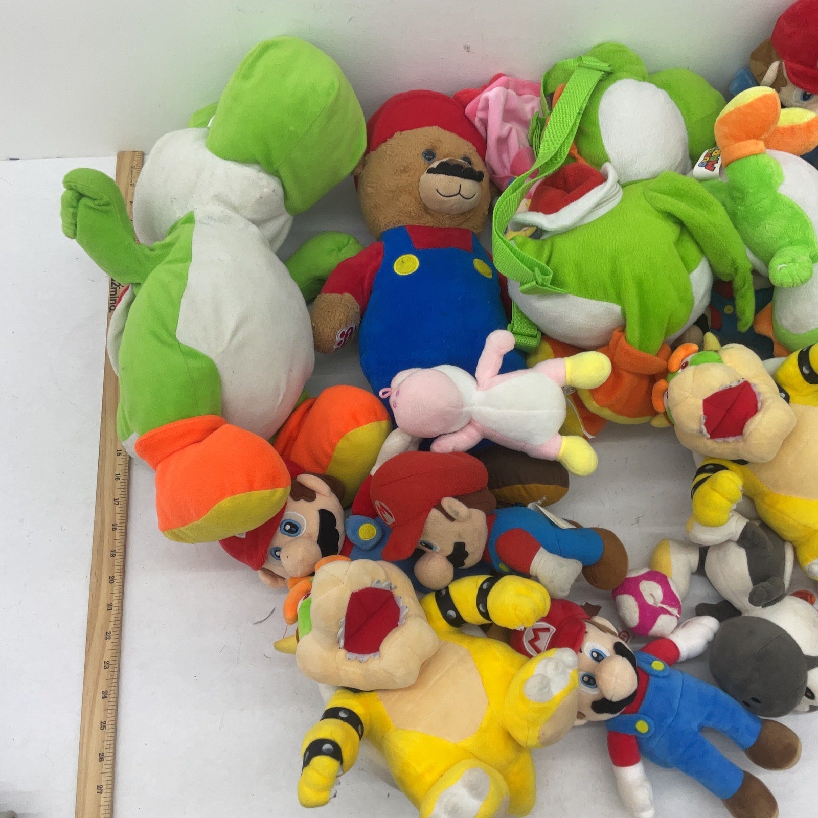 12 lbs Mixed Preowned LOT Nintendo Super Mario Luigi Yoshi Toad Plush Dolls - Warehouse Toys