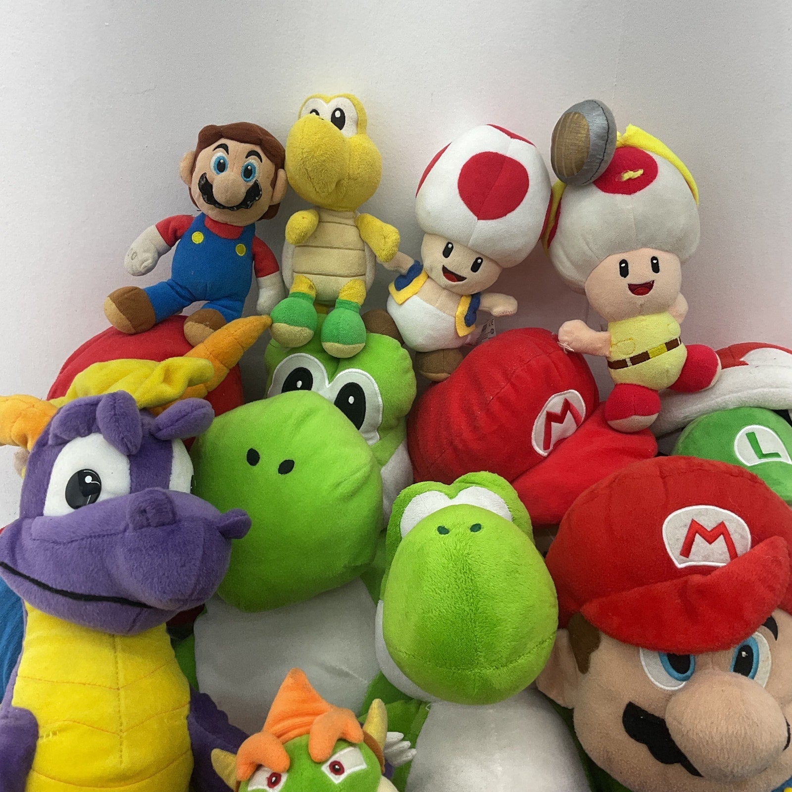 13 lbs Mixed Preowned LOT Nintendo Spyro Super Mario Yoshi Luigi Plush Dolls - Warehouse Toys