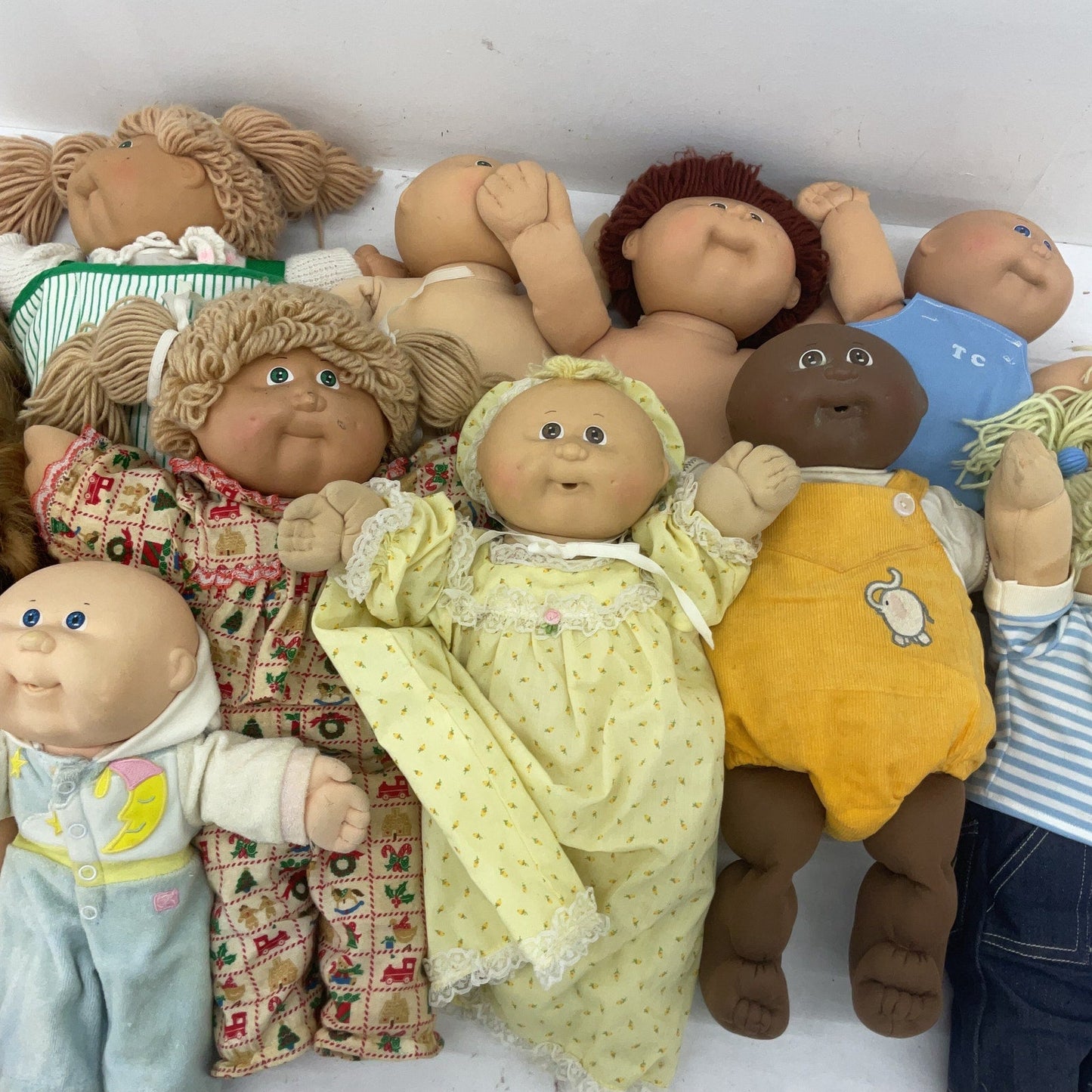 14 lbs Cabbage Patch Kids CPK Preowned Baby Dolls LOT Boys Girls Blonde Brunette - Warehouse Toys