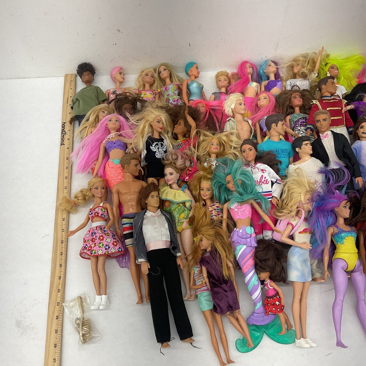 14 lbs LOT Mixed Loose Preowned Mattel Barbie & Others Fashion Play Dolls - Warehouse Toys