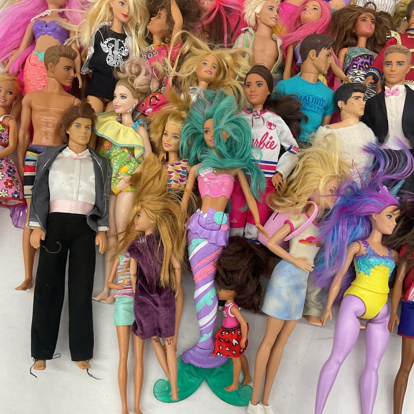 14 lbs LOT Mixed Loose Preowned Mattel Barbie & Others Fashion Play Dolls - Warehouse Toys