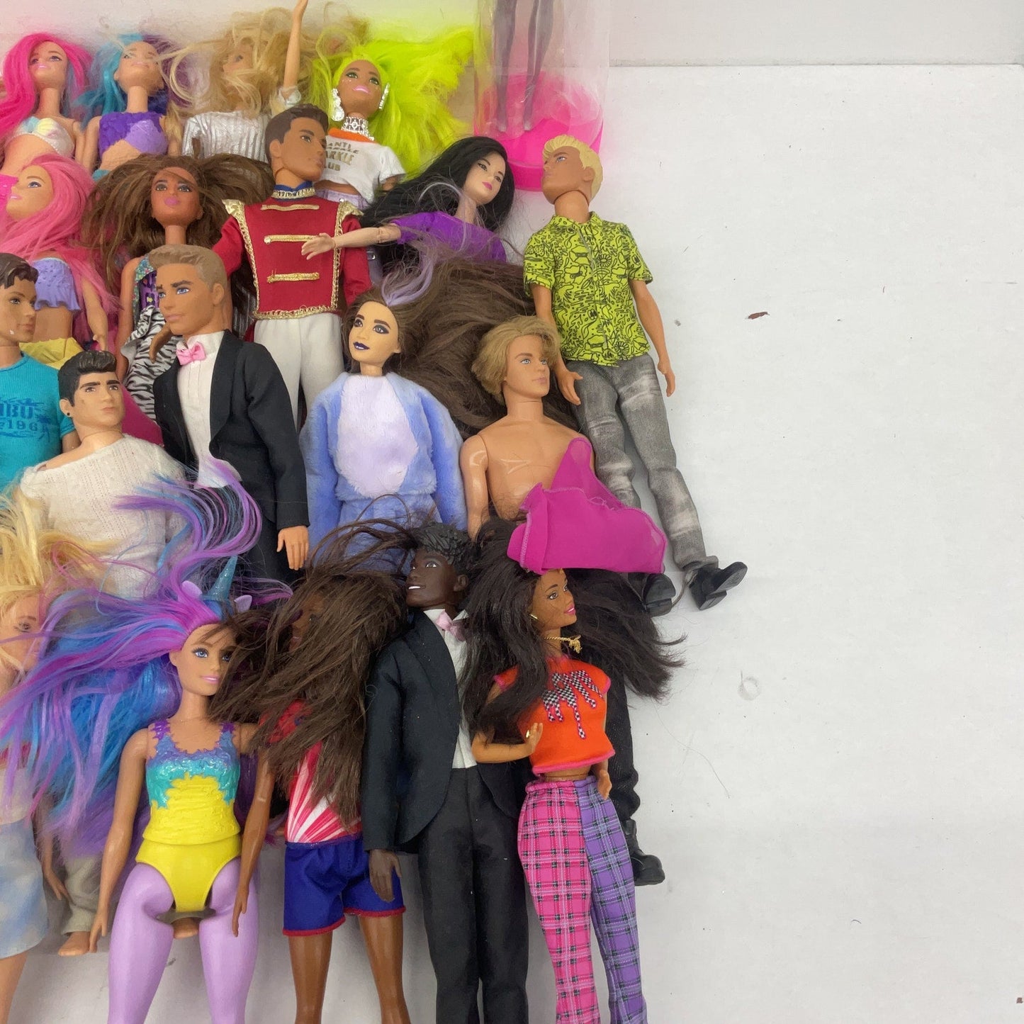 14 lbs LOT Mixed Loose Preowned Mattel Barbie & Others Fashion Play Dolls - Warehouse Toys