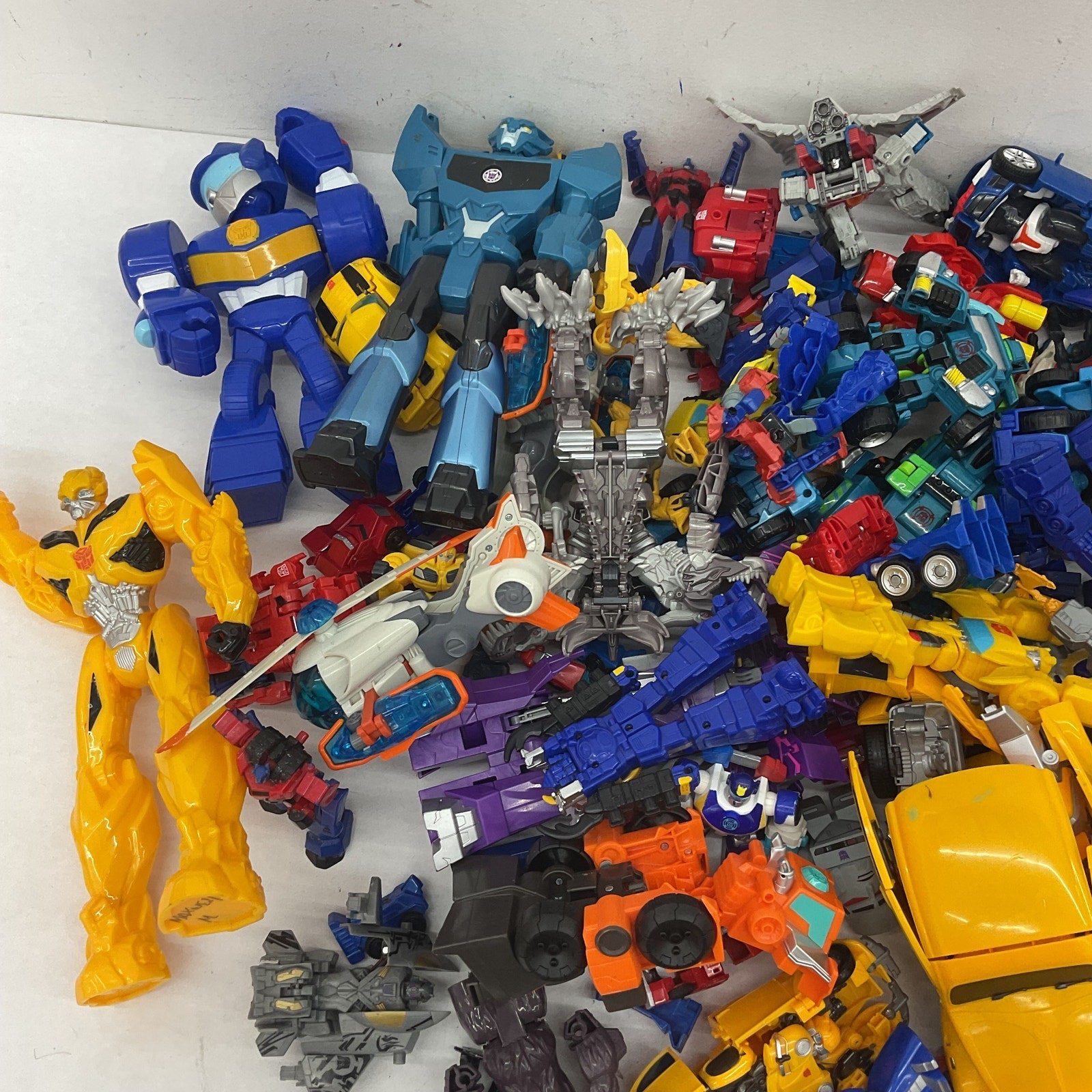 15 lbs LOT Modern Transformers Optimus Prime Robots Action Figures Preowned - Warehouse Toys