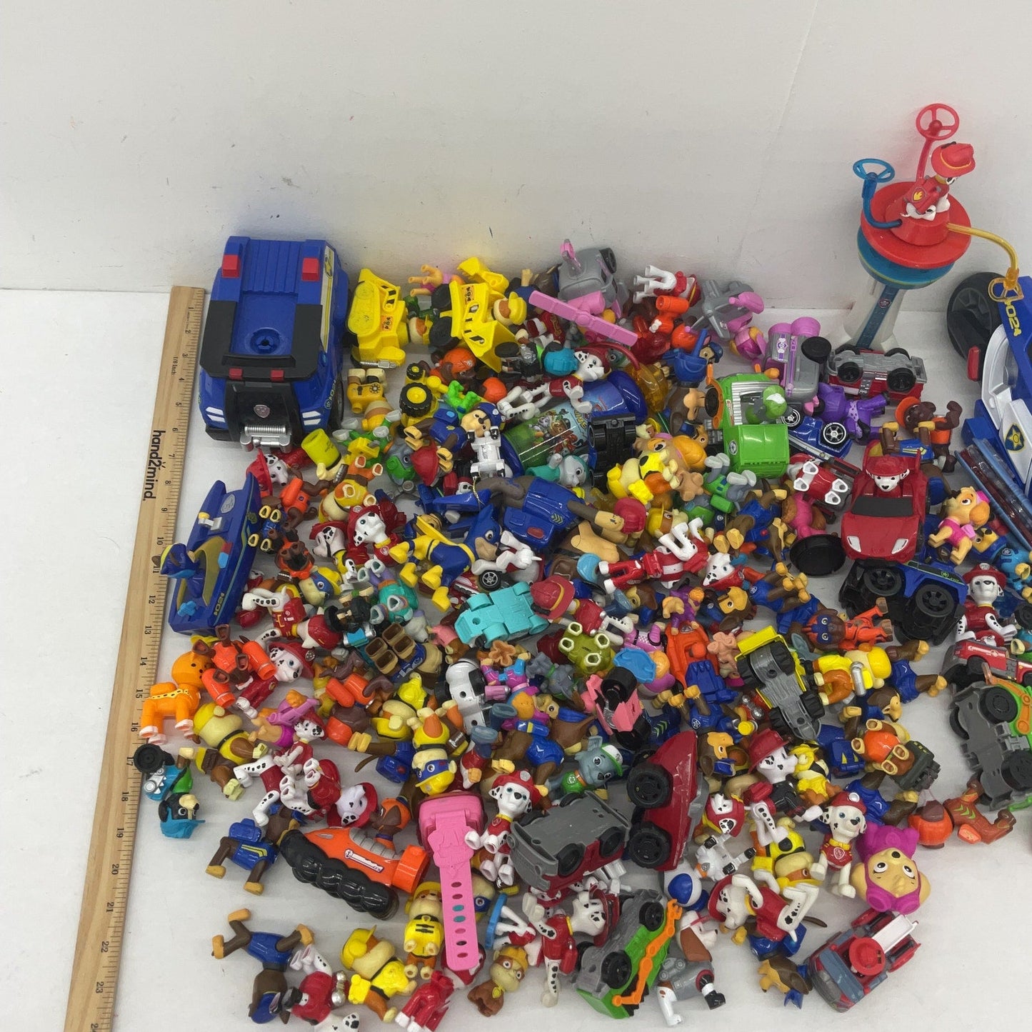 15 lbs Paw Patrol Action Figures Preowned Mixed LOT Vehicles Toys Accessories - Warehouse Toys