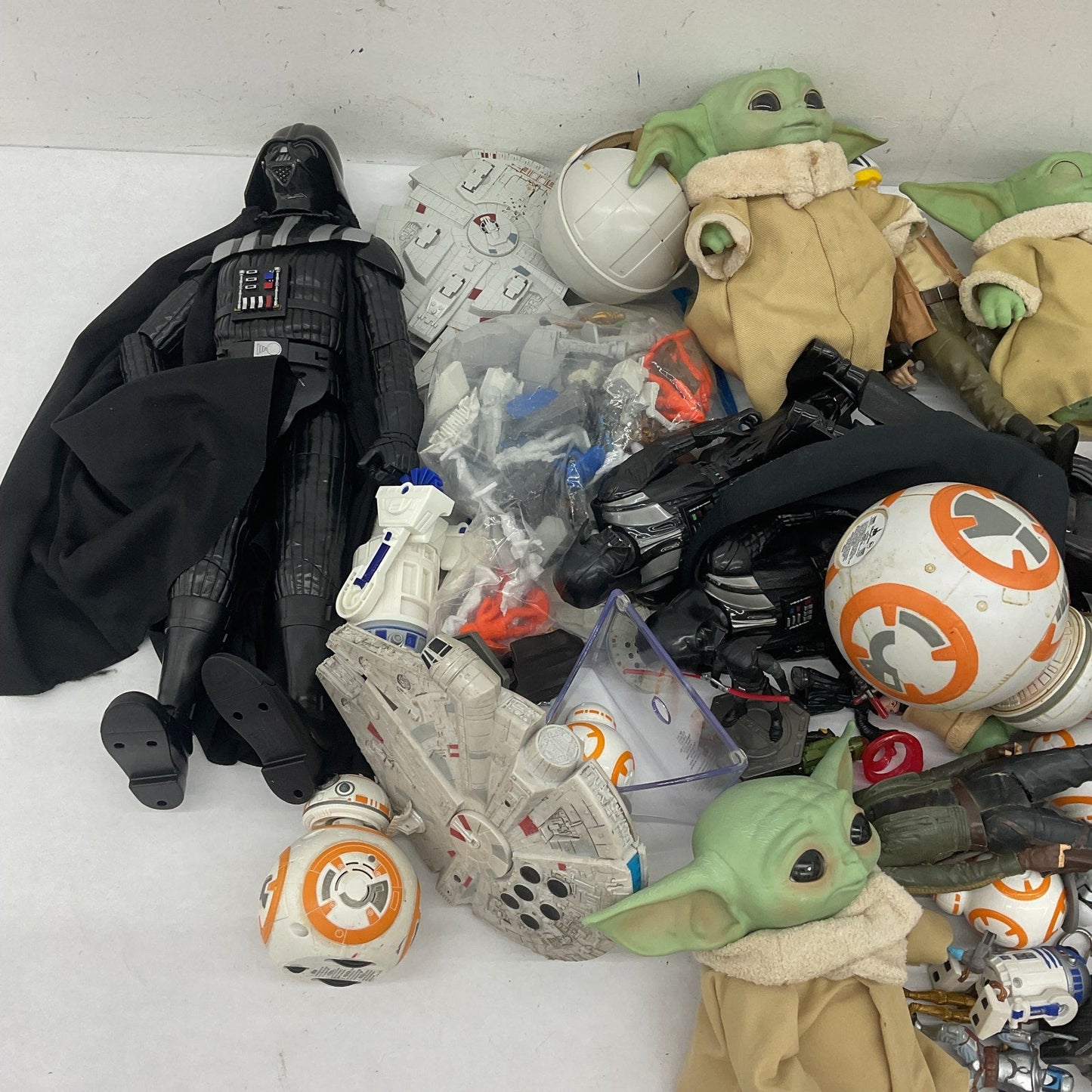 15 lbs Preowned Star Wars Action Figure Collection Toys Figures LOT Droids BB8 - Warehouse Toys