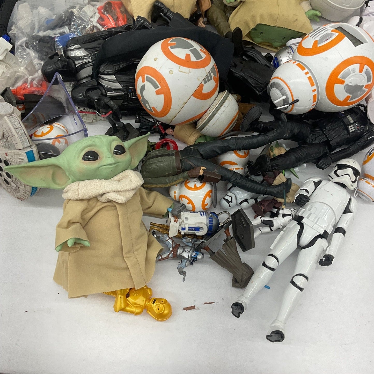 15 lbs Preowned Star Wars Action Figure Collection Toys Figures LOT Droids BB8 - Warehouse Toys