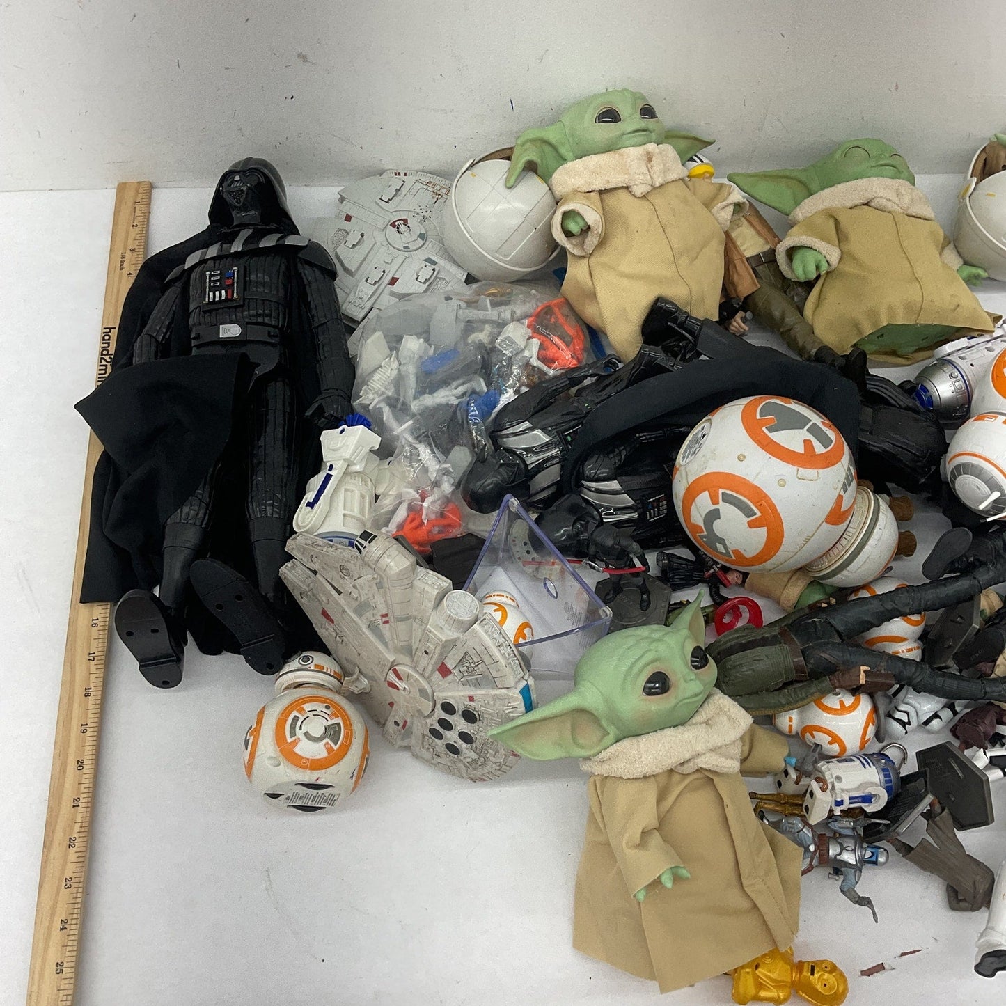 15 lbs Preowned Star Wars Action Figure Collection Toys Figures LOT Droids BB8 - Warehouse Toys