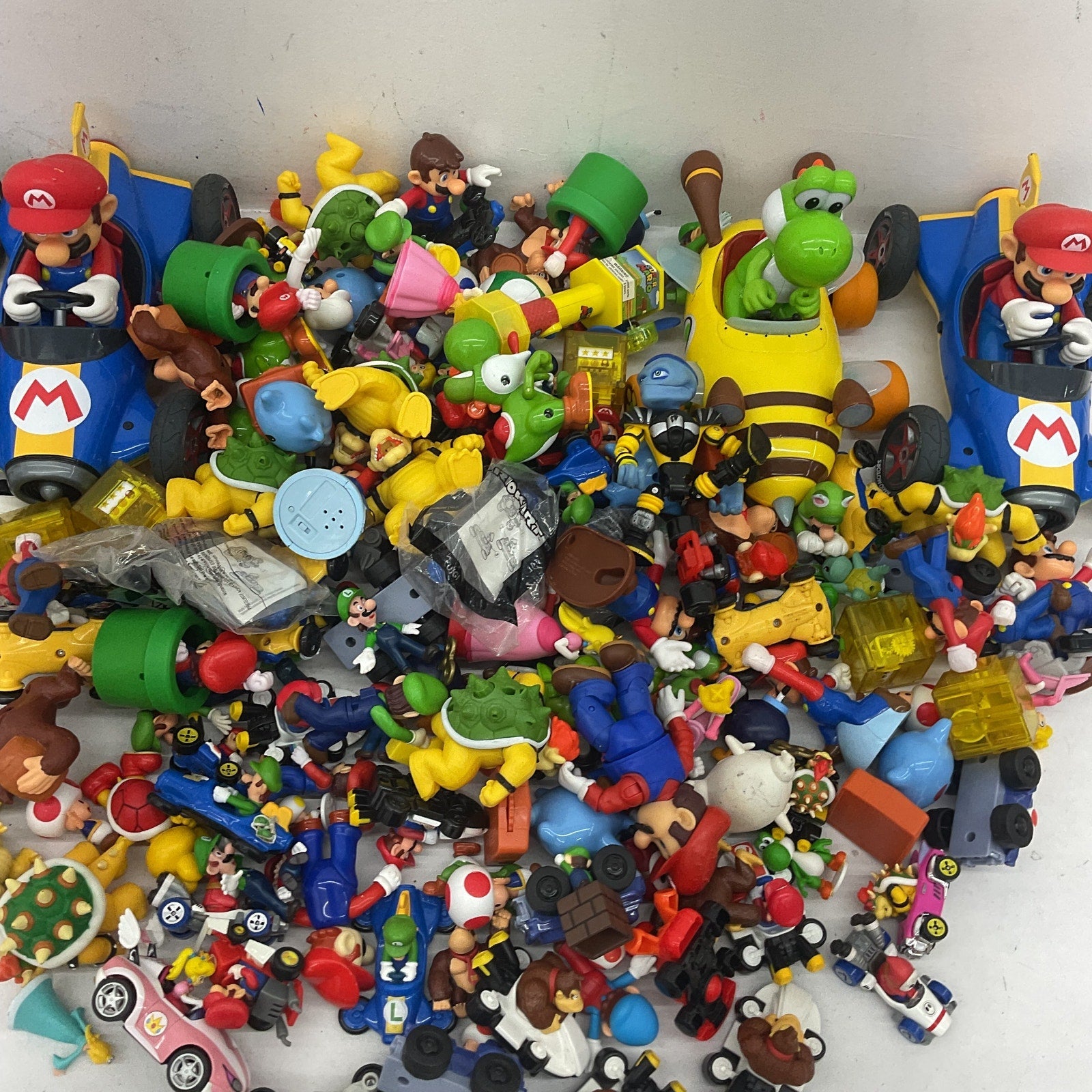 15 lbs Preowned Super Mario Action Figures Vehicles Toys Kart Accessories LOT - Warehouse Toys