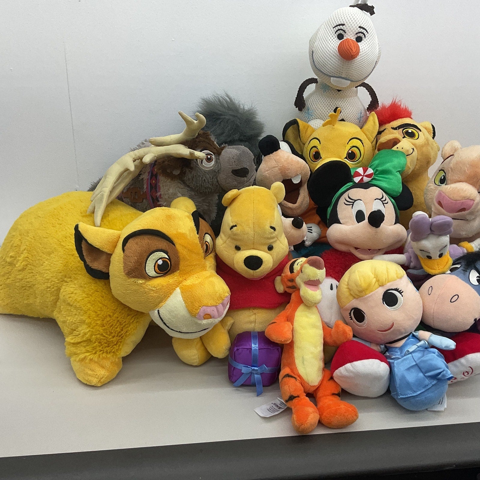 17 lbs LOT Mixed Disney Character Plush Dolls Lion King Nala Simba Eeyore Olaf - Warehouse Toys