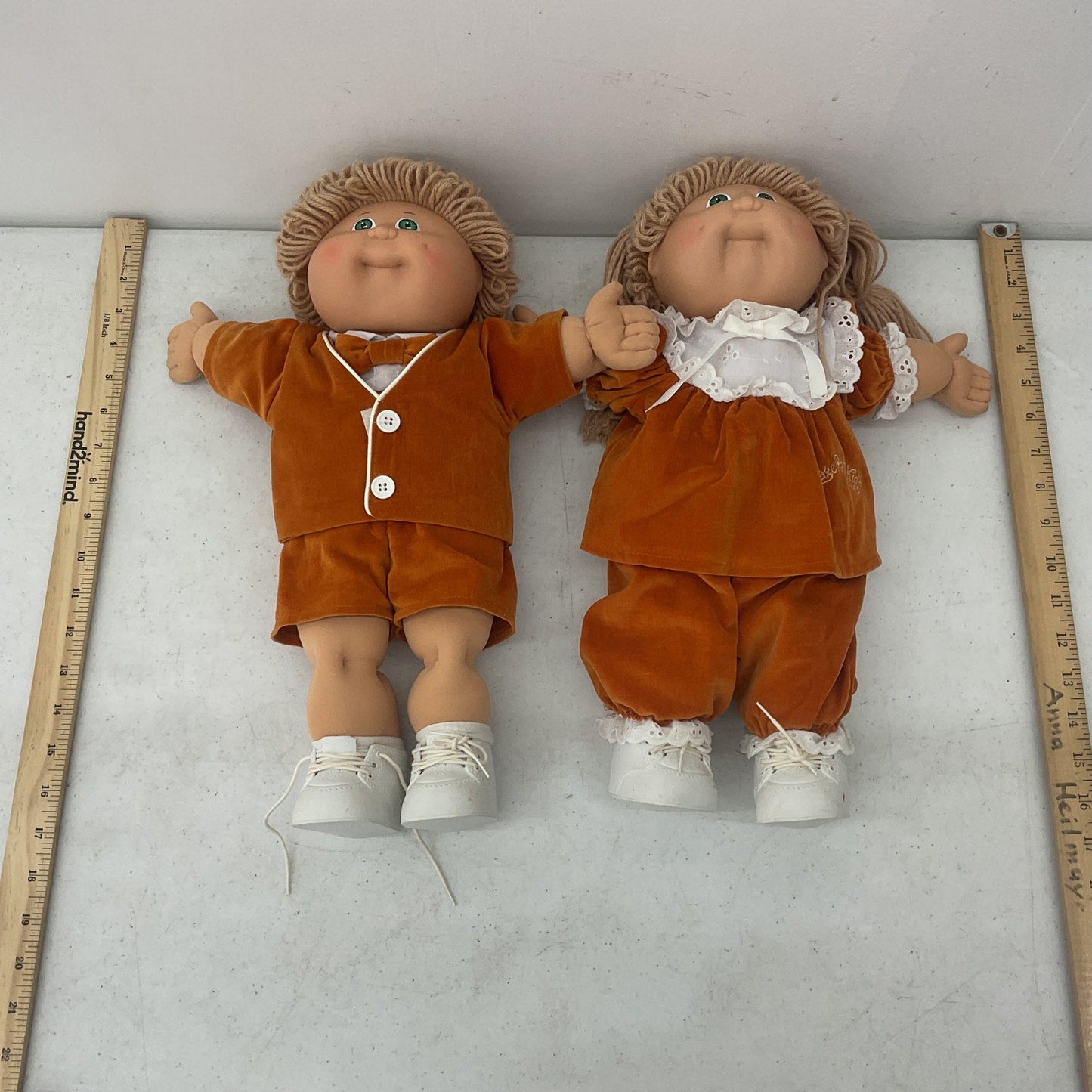 2 Vintage Cabbage Patch Kids Boy And Girl Orange Clothes & Beige Hair Preowned - Warehouse Toys