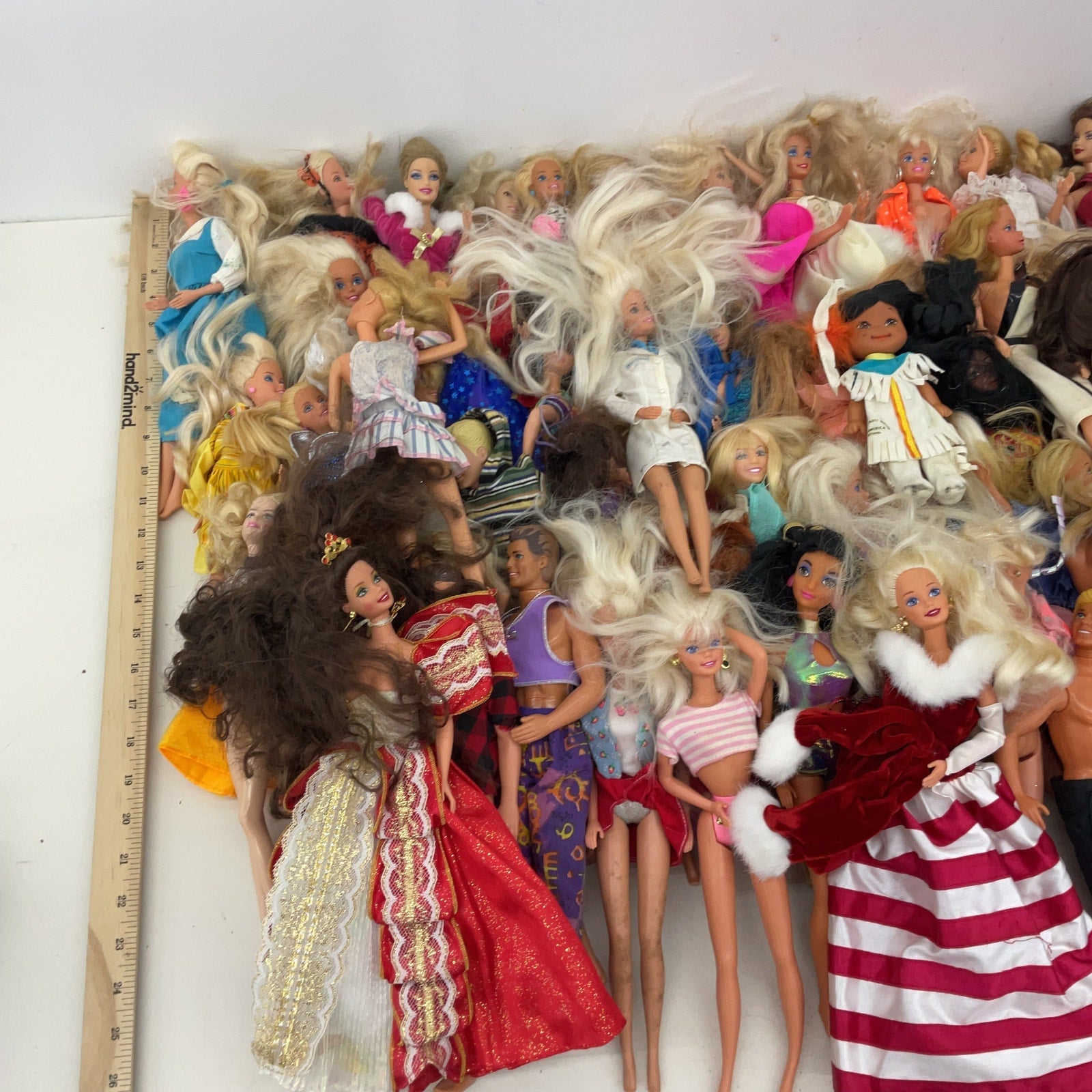 20 lbs LOT Loose Preowned Vintage & Modern Mattel Barbie & Others Fashion Dolls - Warehouse Toys