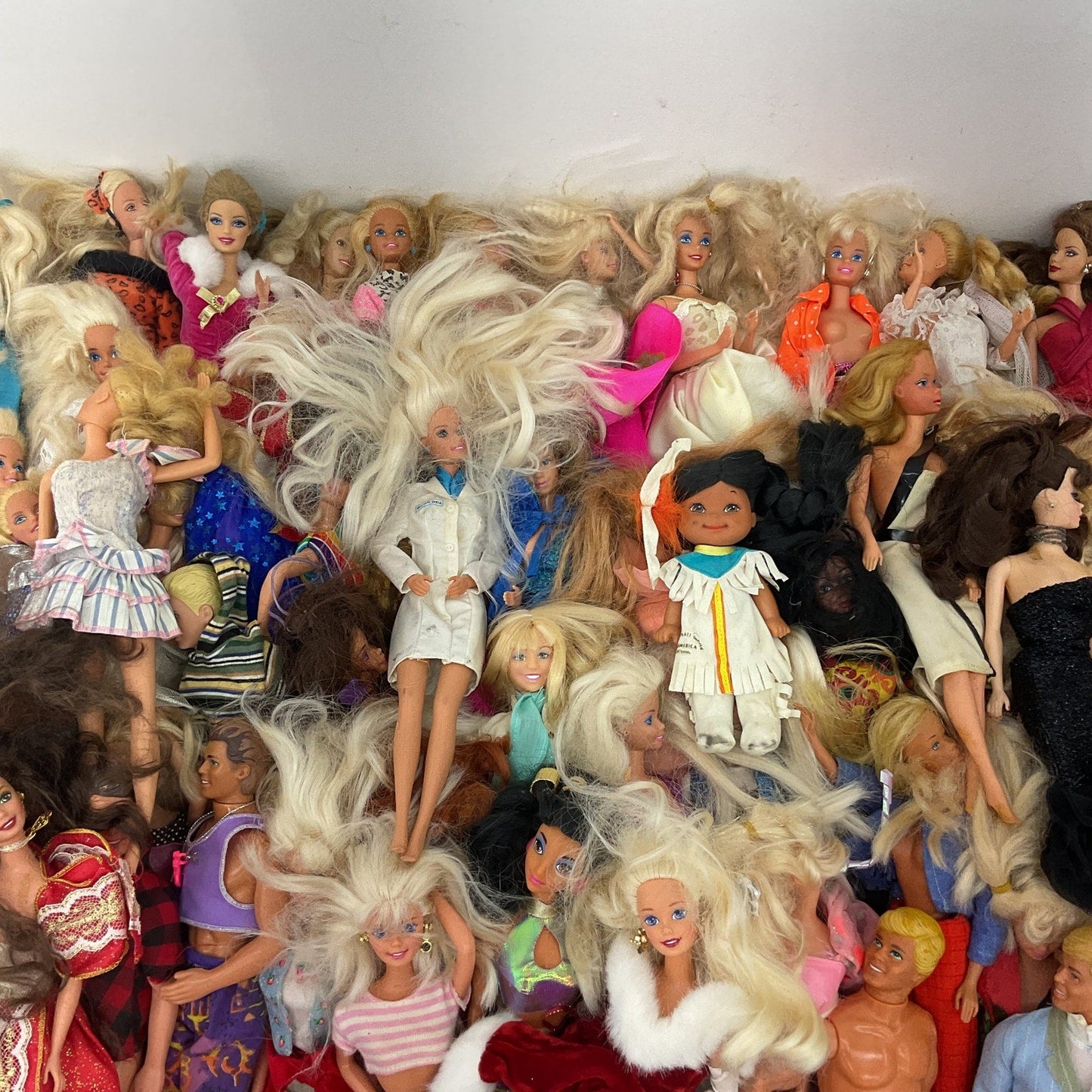 20 lbs LOT Loose Preowned Vintage & Modern Mattel Barbie & Others Fashion Dolls - Warehouse Toys