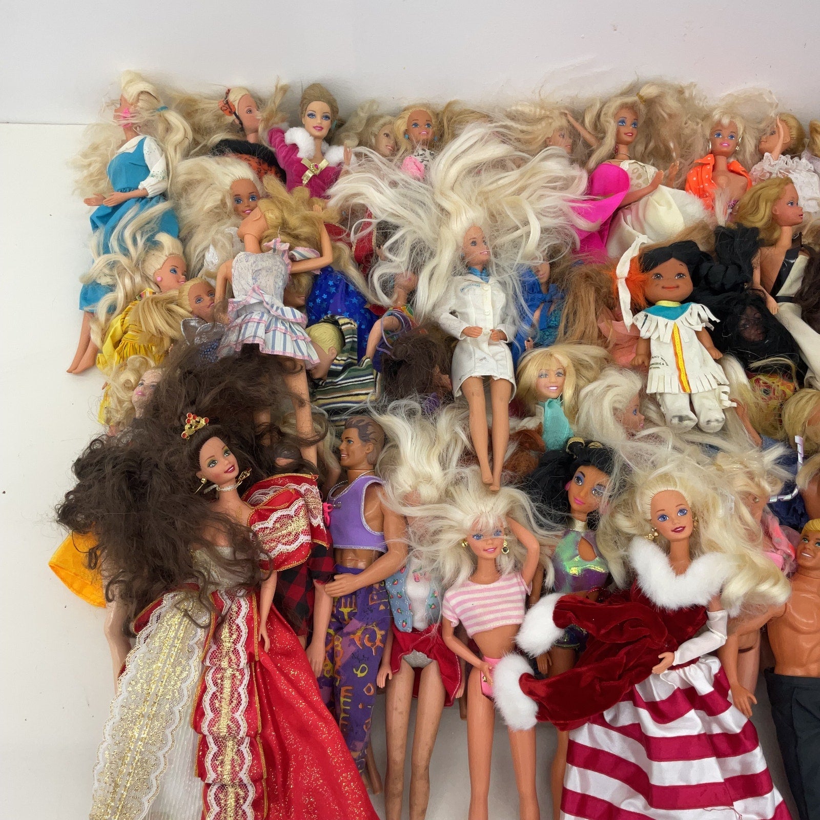 20 lbs LOT Loose Preowned Vintage & Modern Mattel Barbie & Others Fashion Dolls - Warehouse Toys