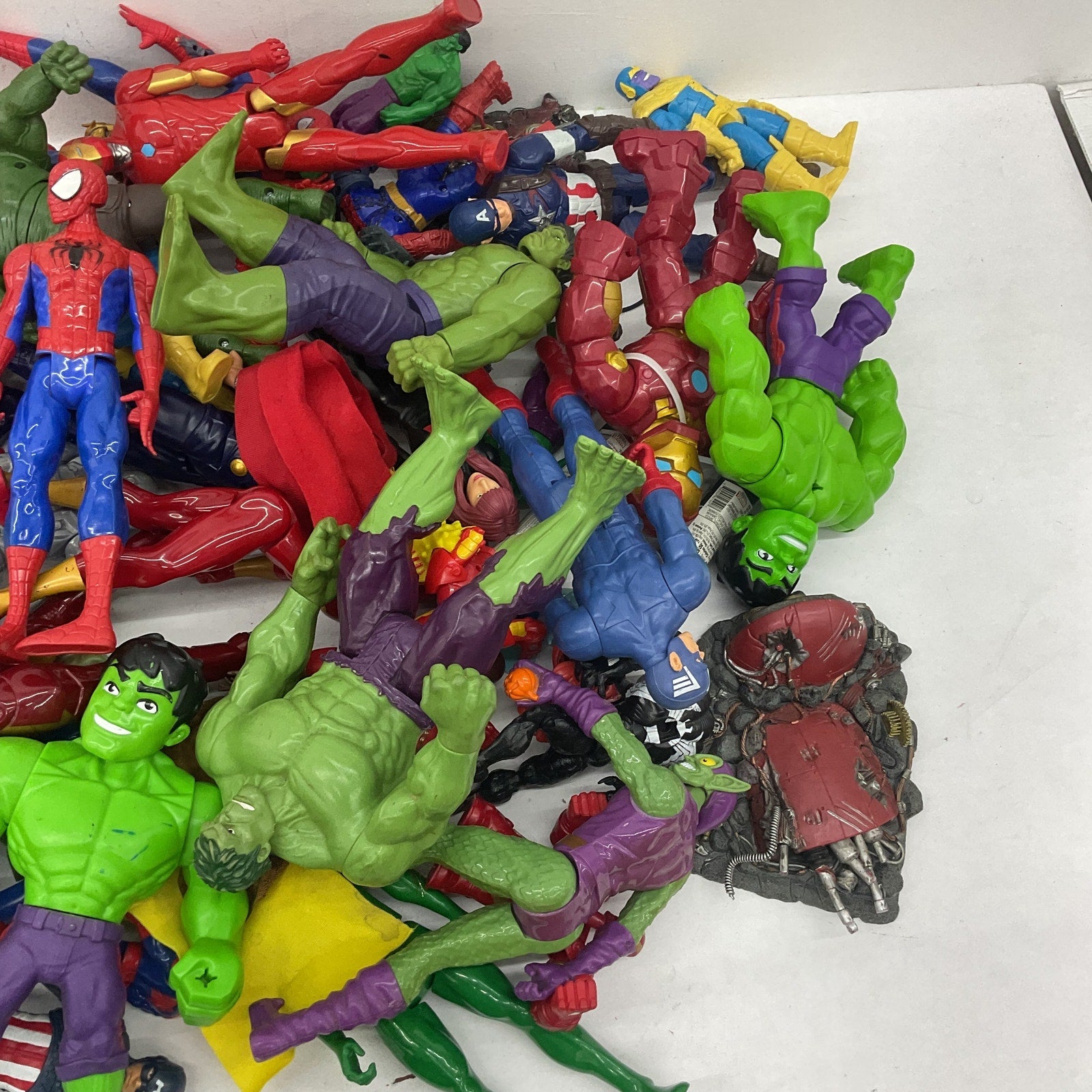25 lbs Loose Mixed Action Figures Toys LOT Preowned DC Marvel & Others Random - Warehouse Toys