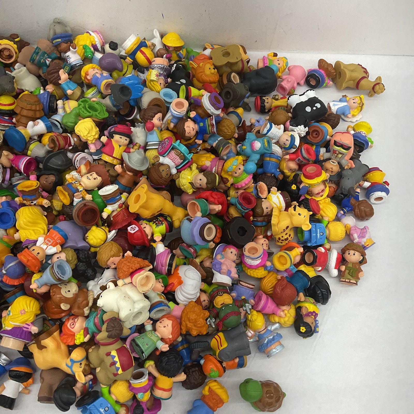 26 lbs Fisher Price Little People Animals Humans Character Figures Preowned LOT - Warehouse Toys