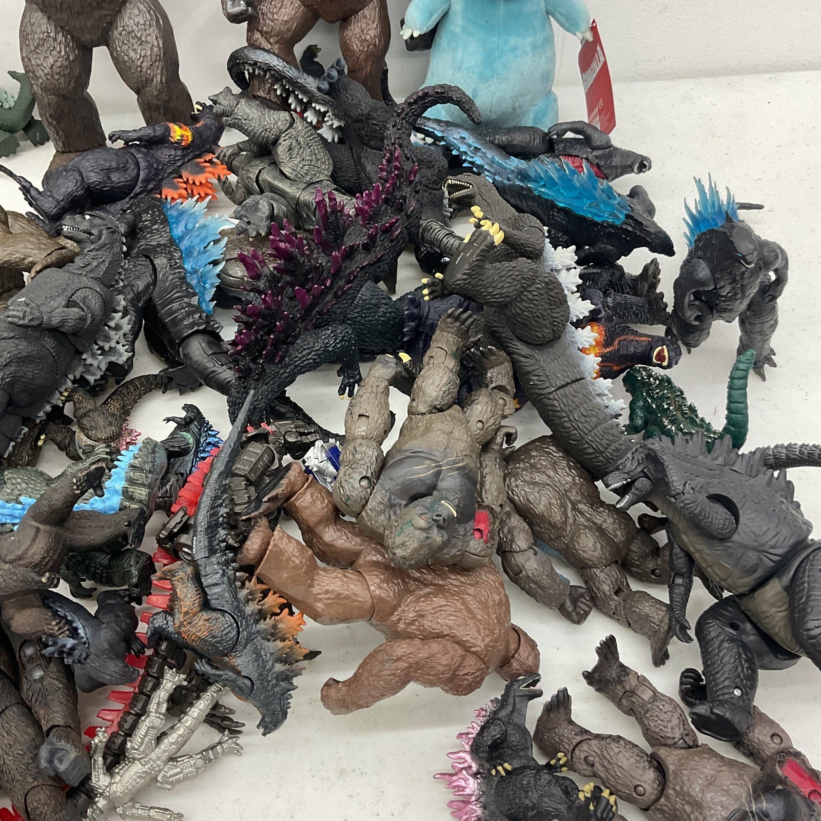 30 lbs Preowned LOT King Kong Godzilla Kaiju Monsters Toys Action Figures LOT - Warehouse Toys