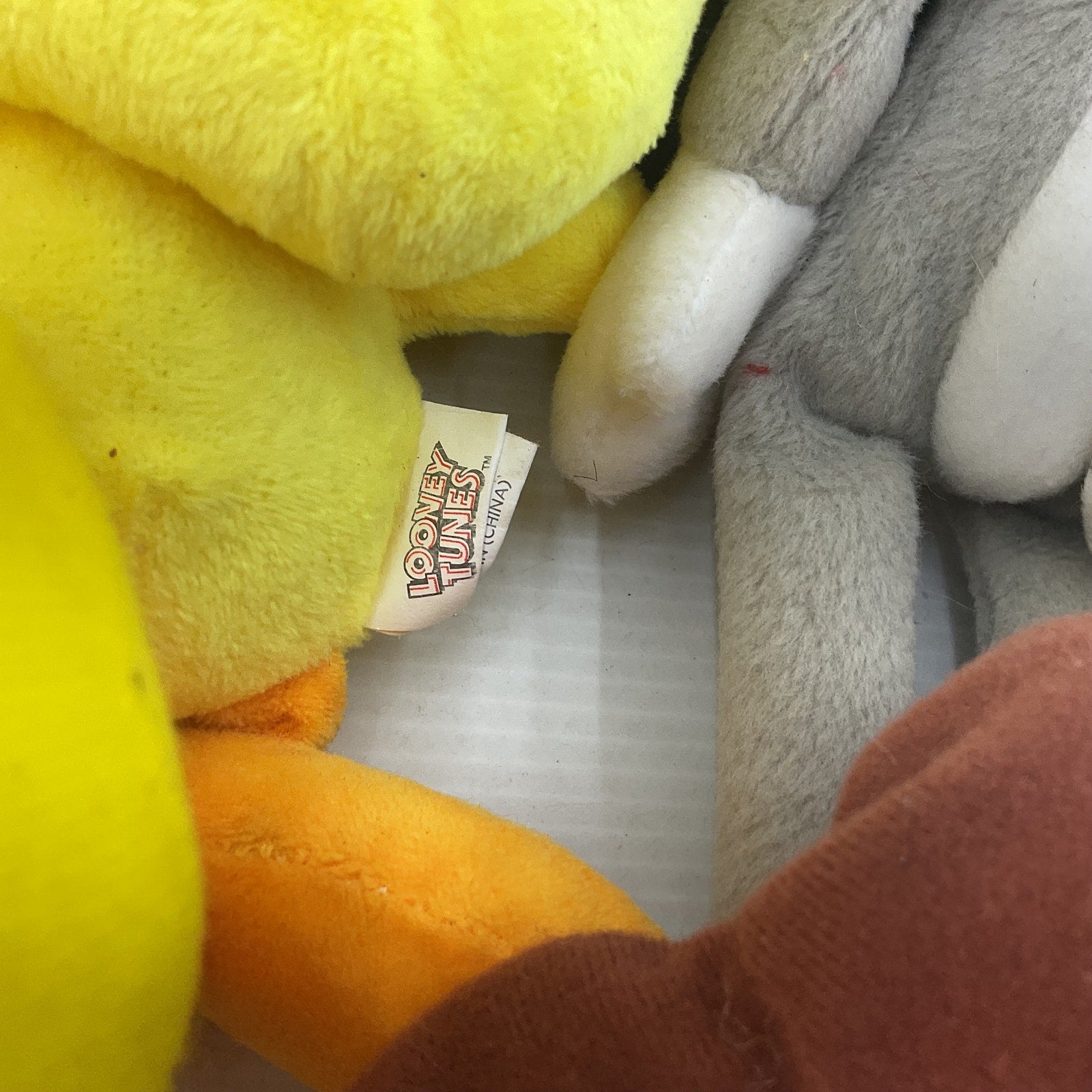 3lbs Lot Looney Tunes Taz Bugs Tweety Bird Plush Toy Stuffed Animal Pre - Owned - Warehouse Toys