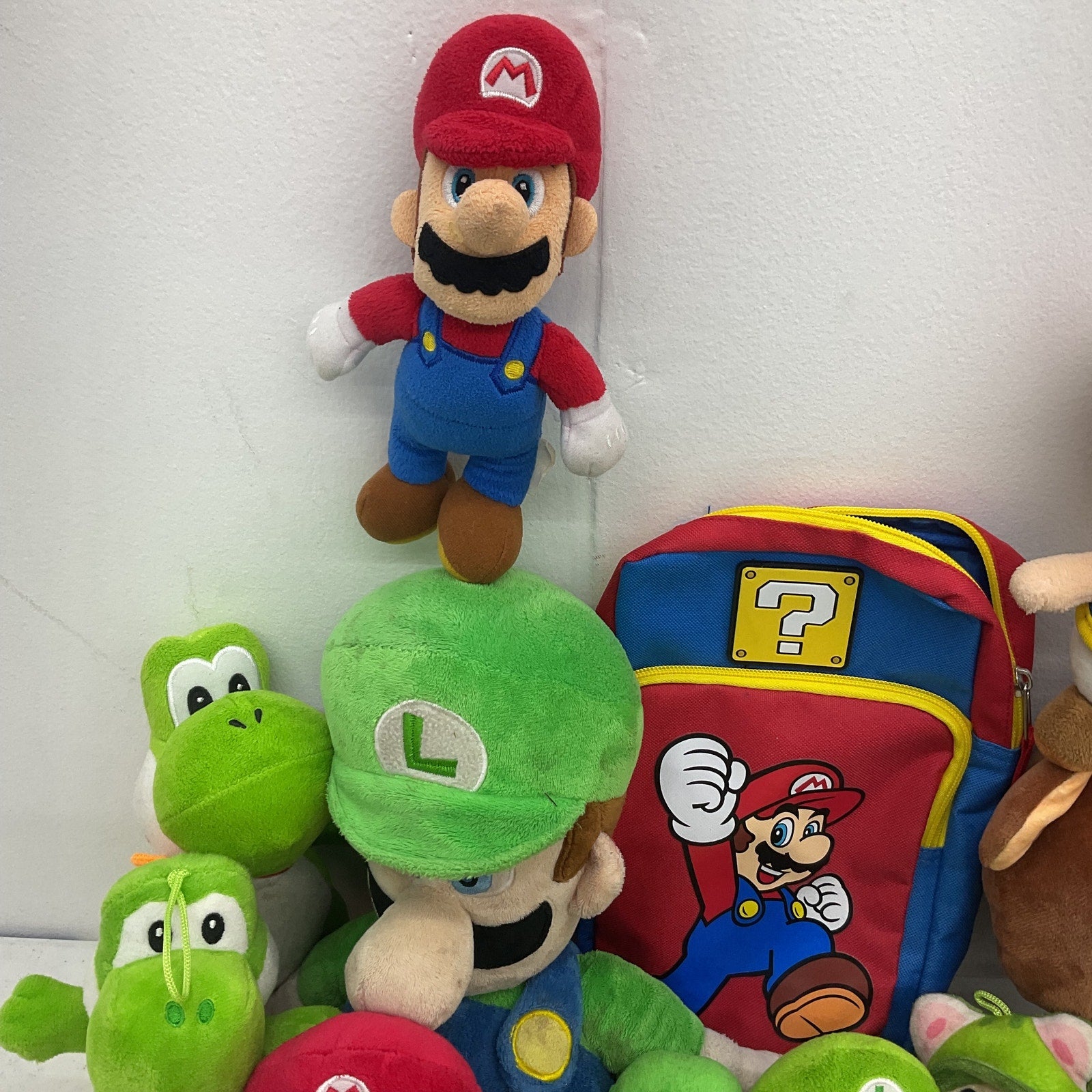 4 lbs Mixed Preowned LOT Nintendo Super Mario Yoshi Toad Peach Plush Toys - Warehouse Toys