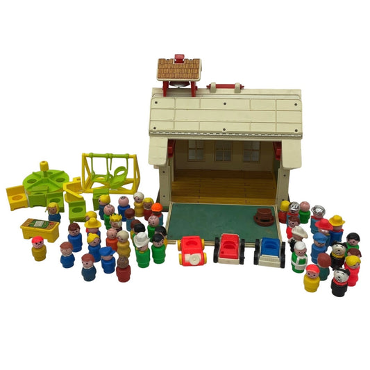 Fisher Price Little People Figures Preowned LOT & School House w/ Chalk Board