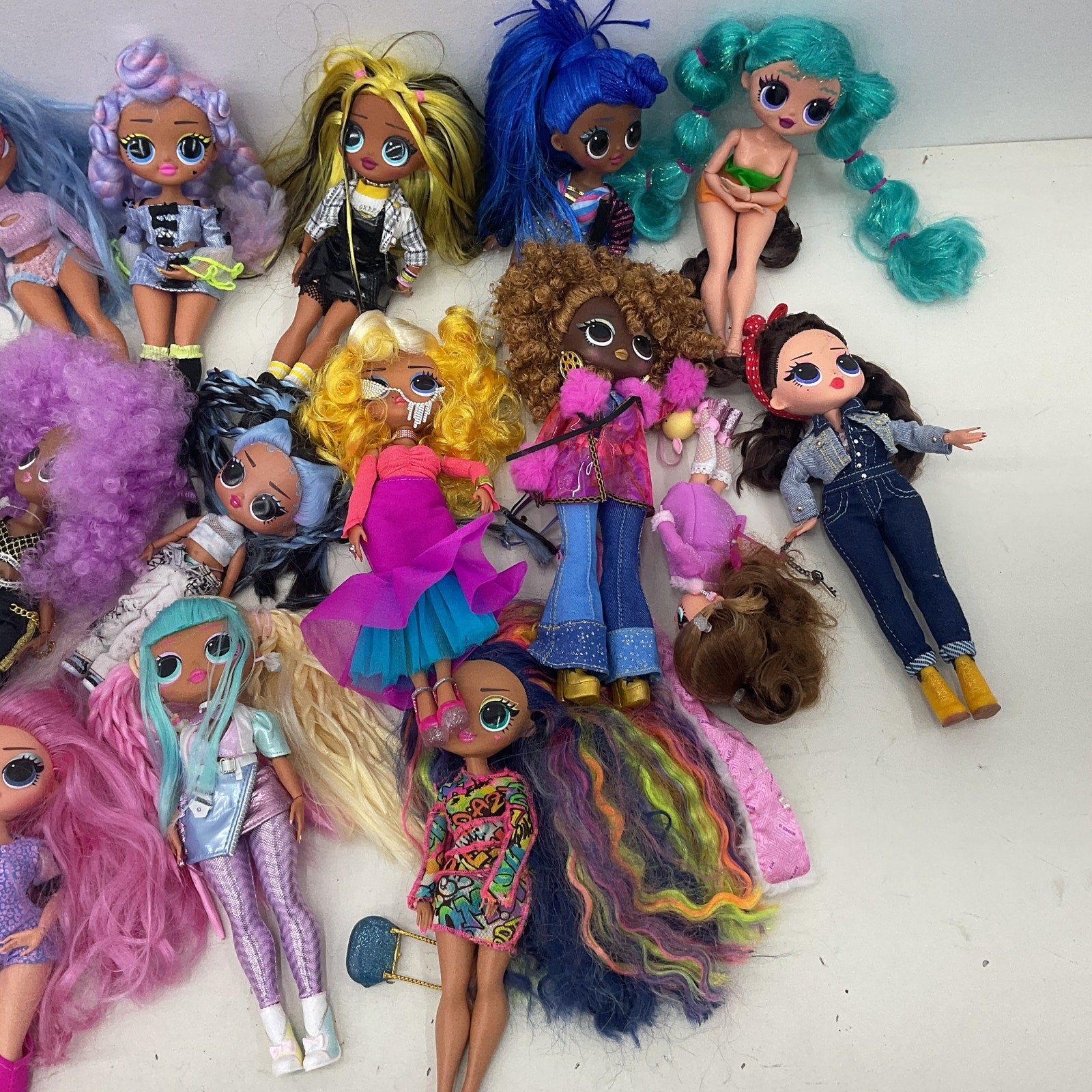 5 lbs LOT MGA LOL OMG Surprise Big Lil Sistas Play Fashion Dolls Preowned - Warehouse Toys