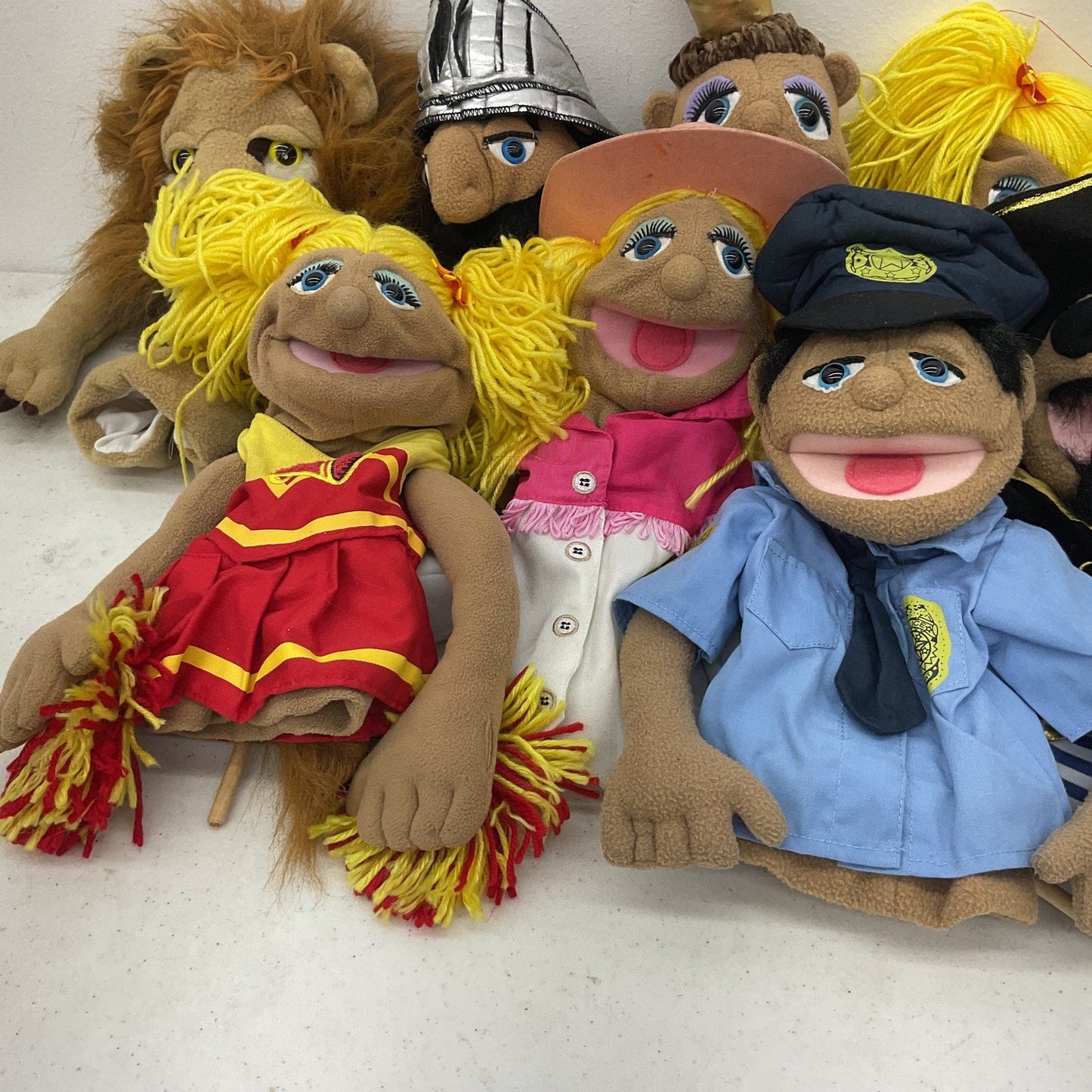 5 lbs Melissa & Doug & Others LOT Hand & Rod Plush Puppets Humanoid Preowned - Warehouse Toys