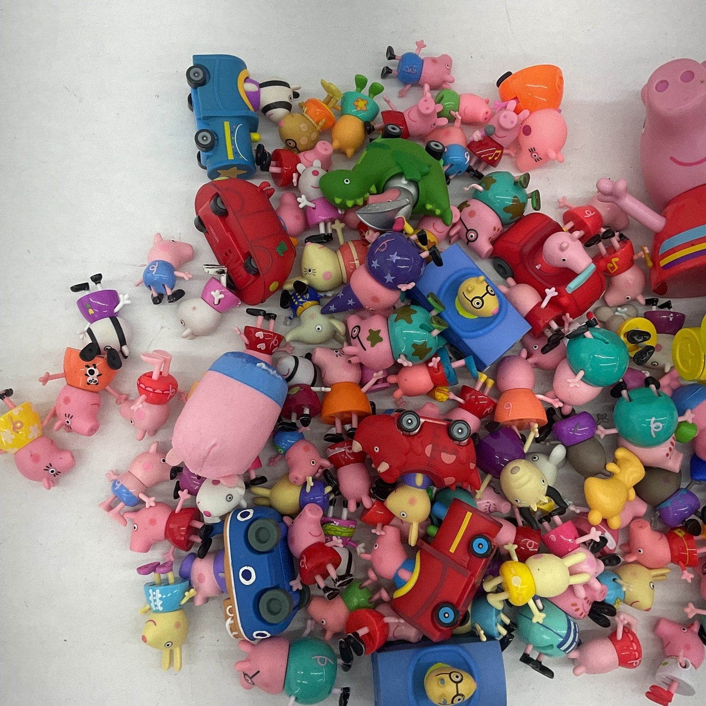 5 lbs Preowned Mixed LOT Peppa Pig Toy Figures Figurines Cake Toppers Vehicles - Warehouse Toys