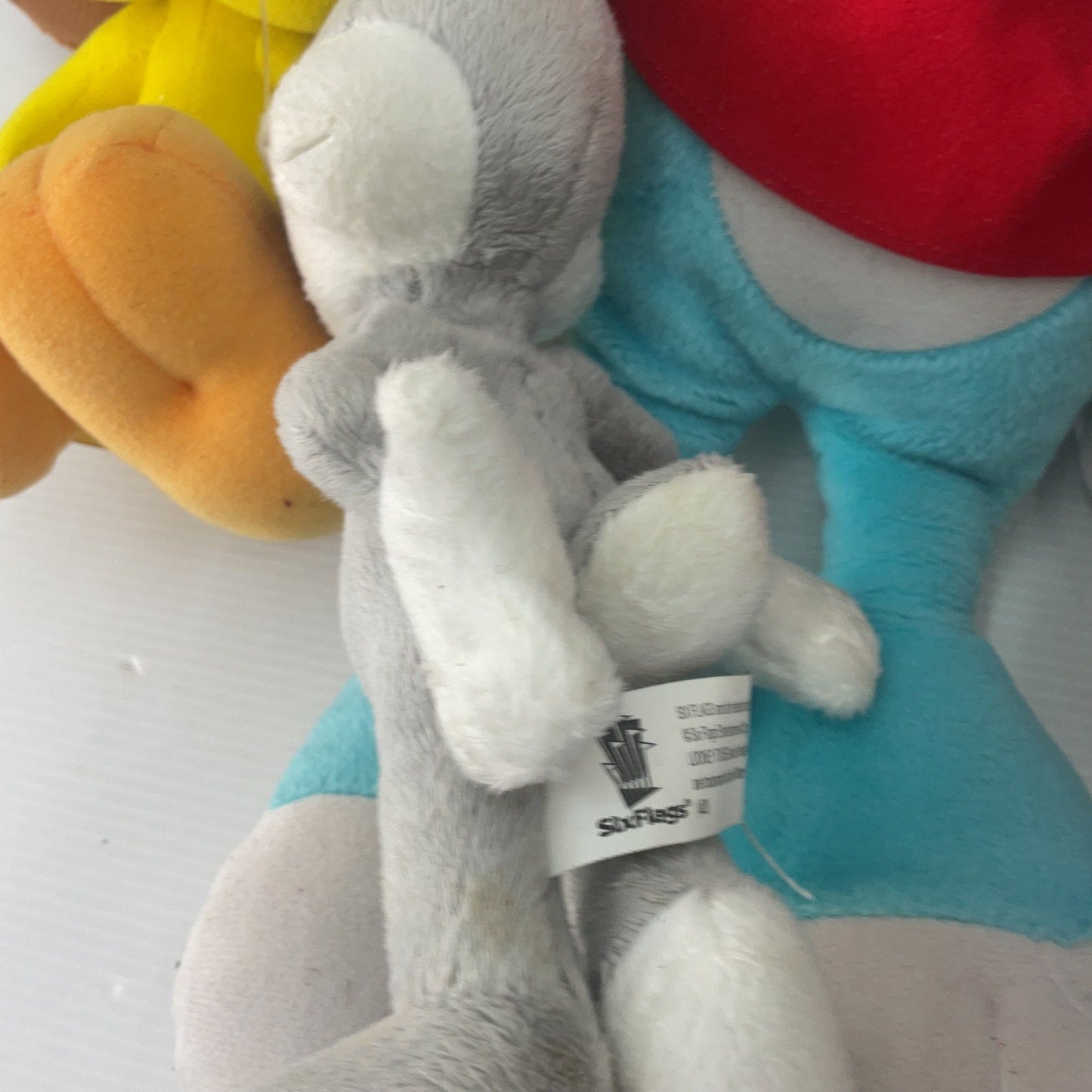 8+ LBs Lot Vintage Looney Tunes Plush Stuffed Animals Bugs Taz Tweety Pre - Owned - Warehouse Toys