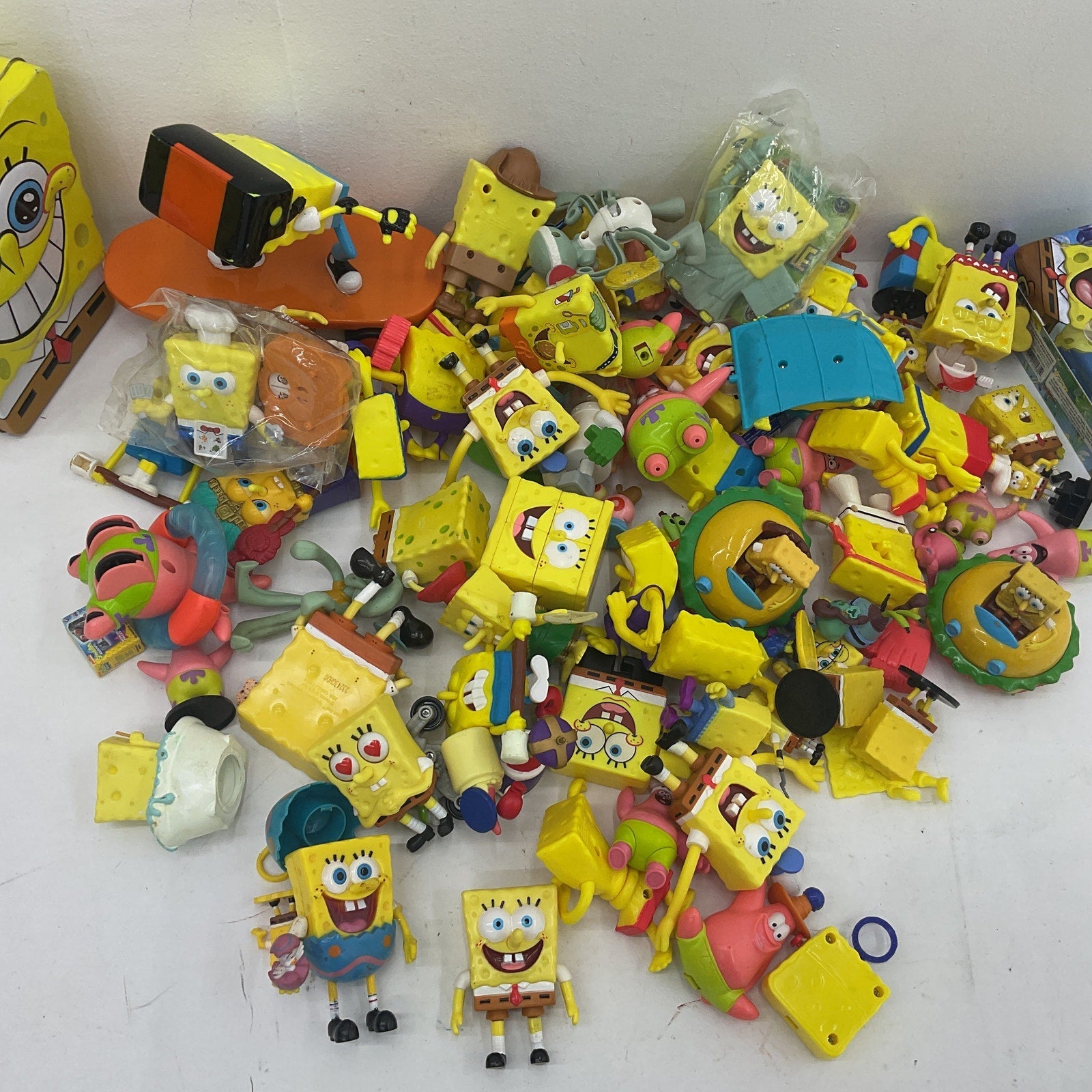 8 lbs Preowned Spongebob Squarepants Toy Figures Happy Meal Cake Toppers Mix LOT - Warehouse Toys