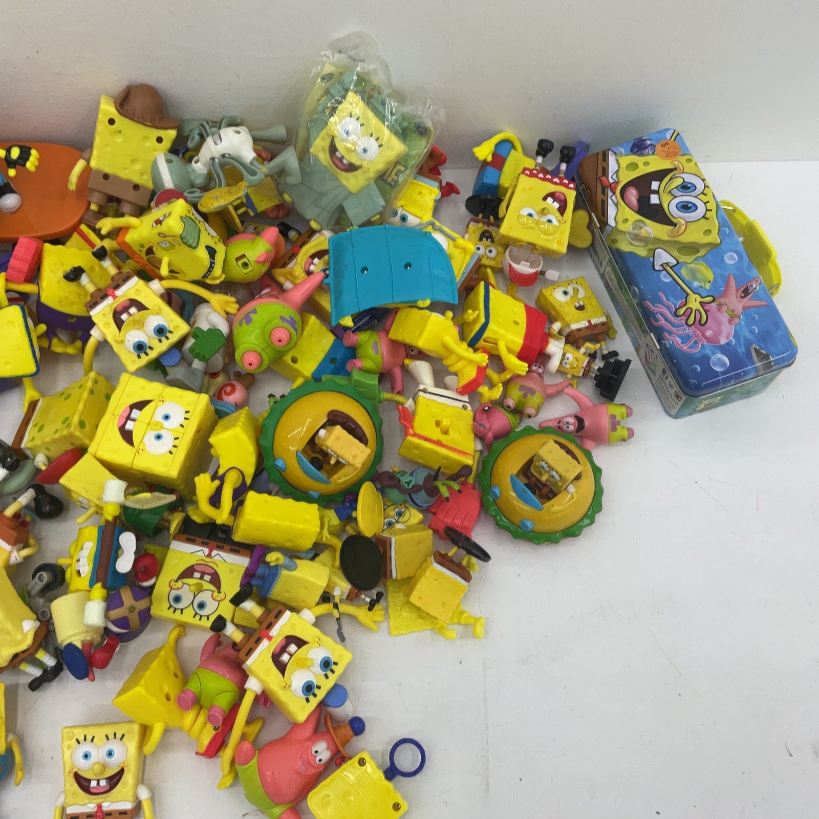 8 lbs Preowned Spongebob Squarepants Toy Figures Happy Meal Cake Toppers Mix LOT - Warehouse Toys