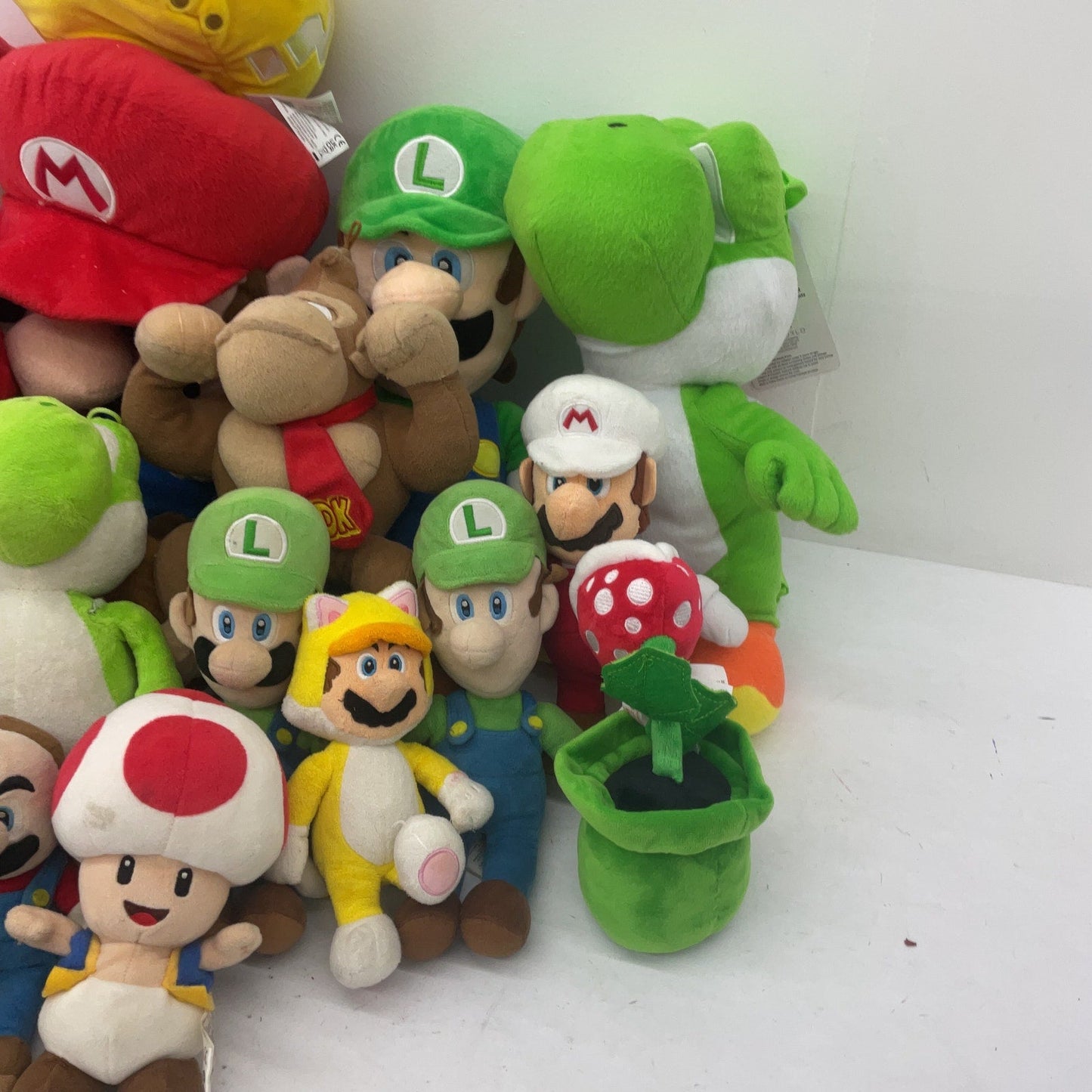 9 lbs Mixed Preowned LOT Nintendo Super Mario Character Plush Dolls Stuffed Toys - Warehouse Toys