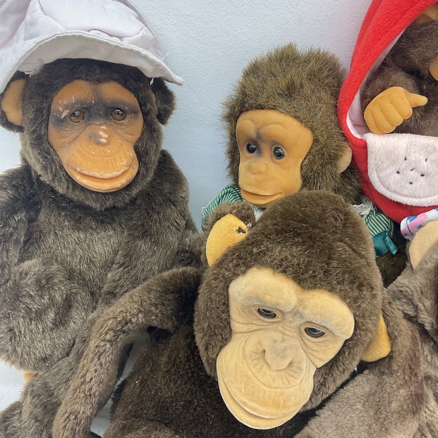 Apes Chimps Monkeys Hand Puppets & Stuffed Animals Plush Dolls LOT Preowned 5lbs - Warehouse Toys