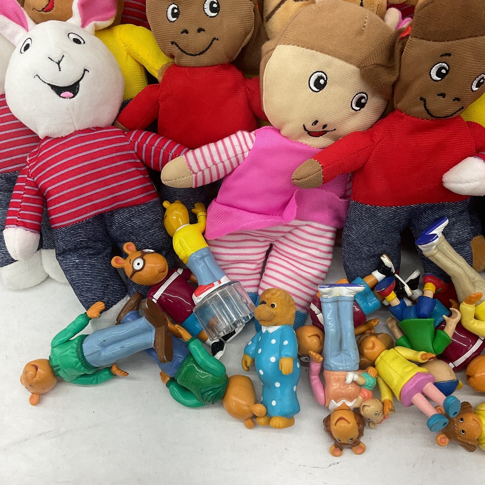 Arthur Read Characters Preowned Mixed LOT Plush Dolls Stuffed 12 lbs D.W. Buster - Warehouse Toys