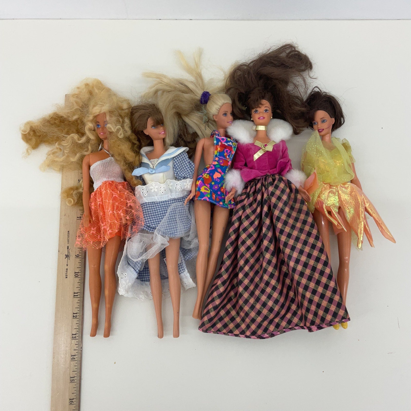 Barbie Mattel Dolls Fashion Doll Multicolor Preowned Plastic Toys - Warehouse Toys