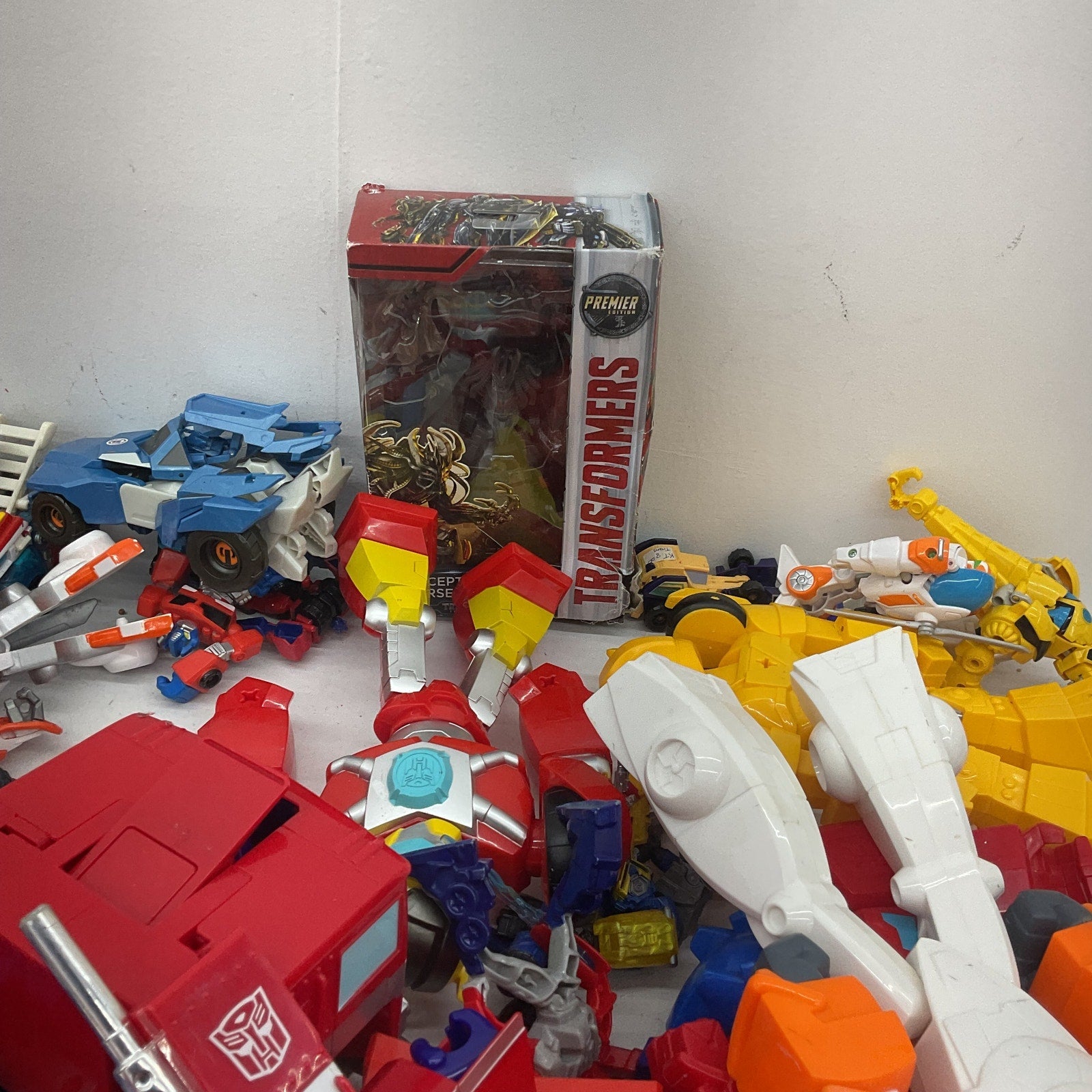 BIG LOT 25 lbs Modern Transformers Optimus Prime Robots Action Figures Preowned - Warehouse Toys